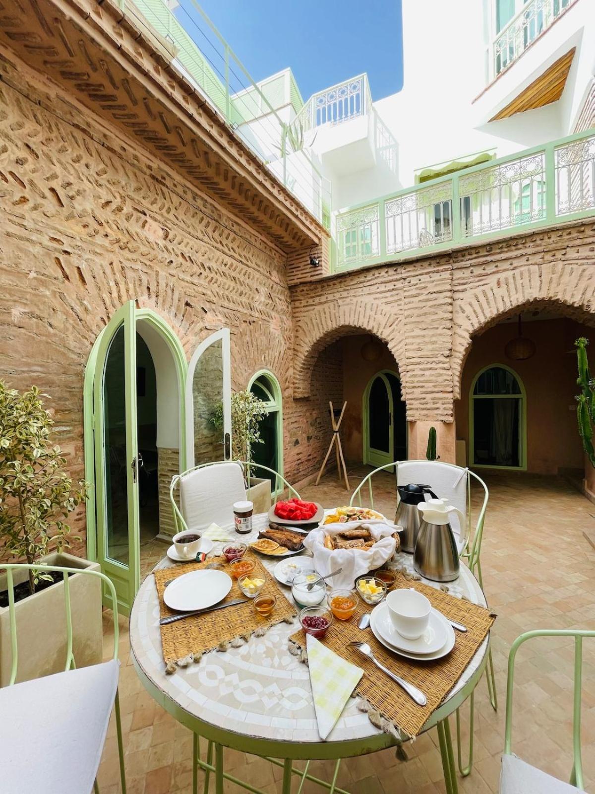Riad Birdy, Charmant et privatif, Piscine, Rooftop, 6 suites, 2 salons, Wifi