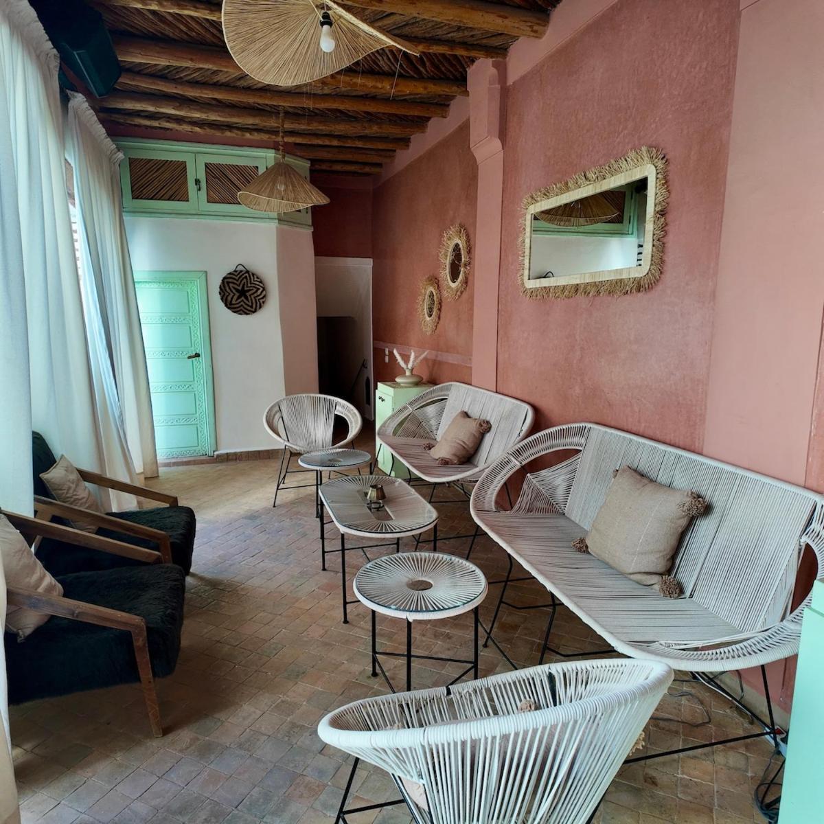 Riad Birdy, Charmant et privatif, Piscine, Rooftop, 6 suites, 2 salons, Wifi