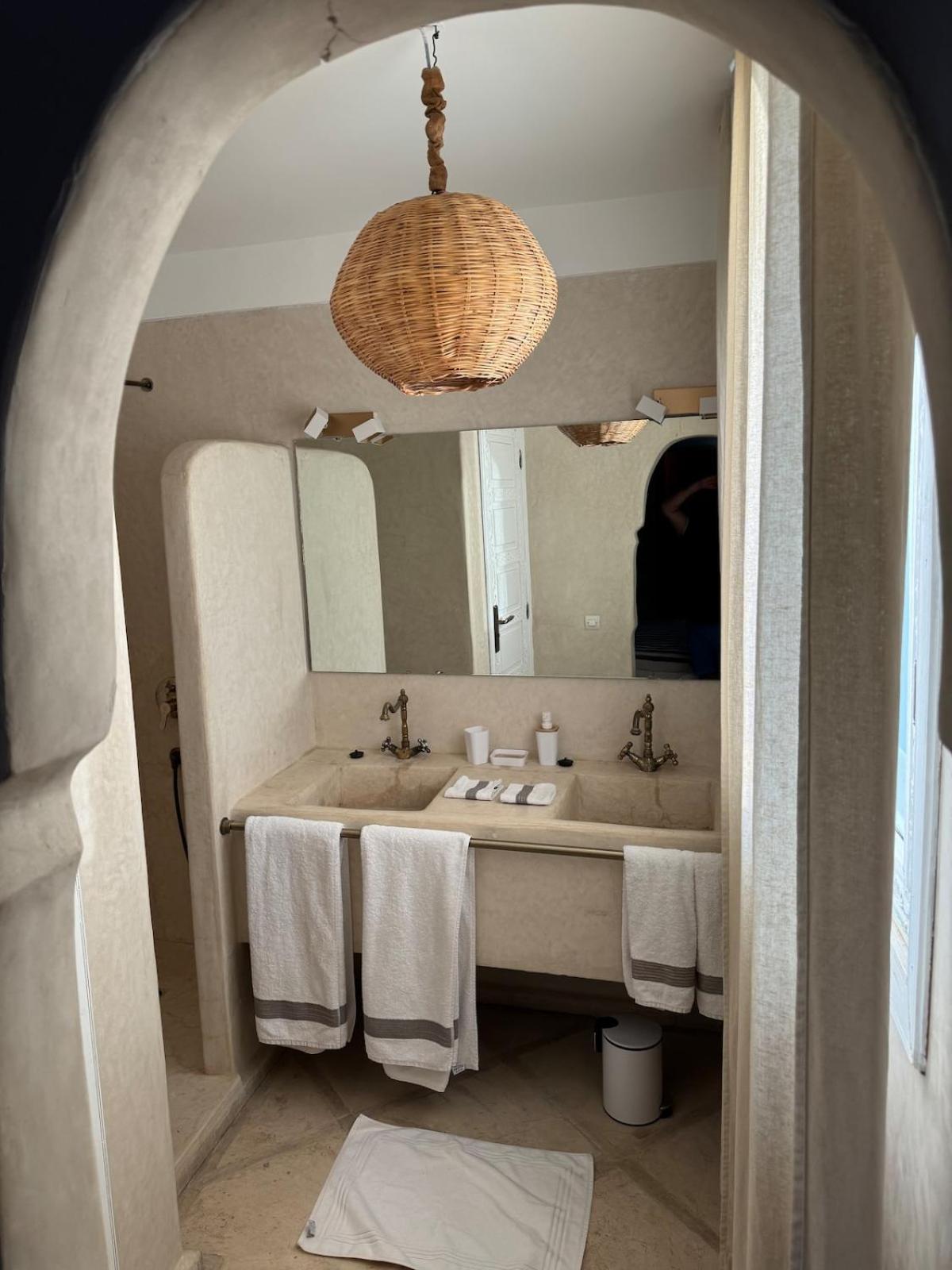 Riad Birdy, Charmant et privatif, Piscine, Rooftop, 6 suites, 2 salons, Wifi