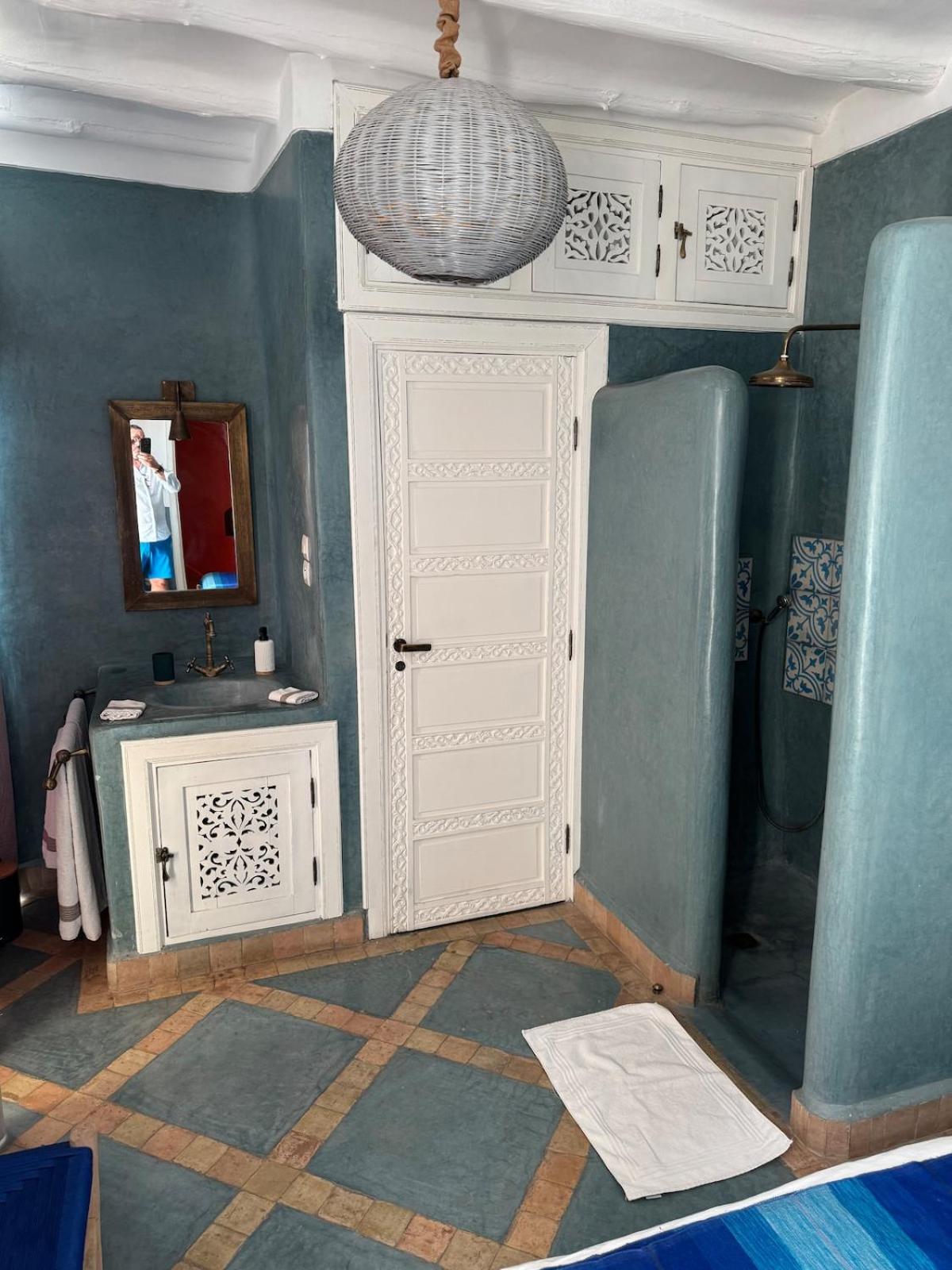 Riad Birdy, Charmant et privatif, Piscine, Rooftop, 6 suites, 2 salons, Wifi