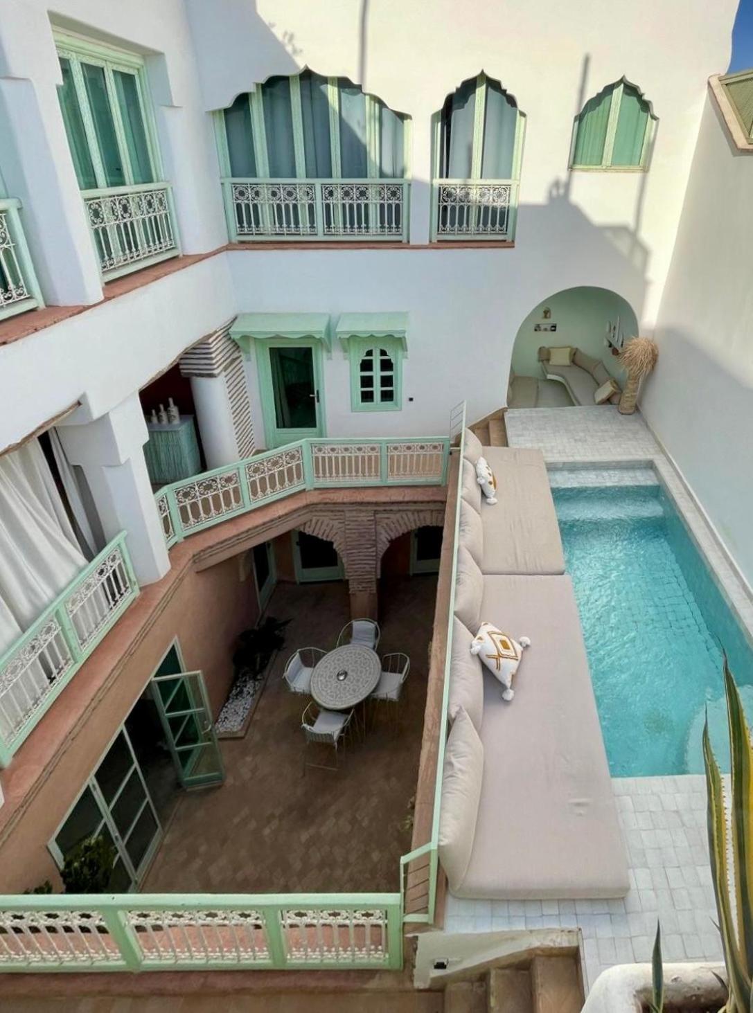 Riad Birdy, Charmant et privatif, Piscine, Rooftop, 6 suites, 2 salons, Wifi