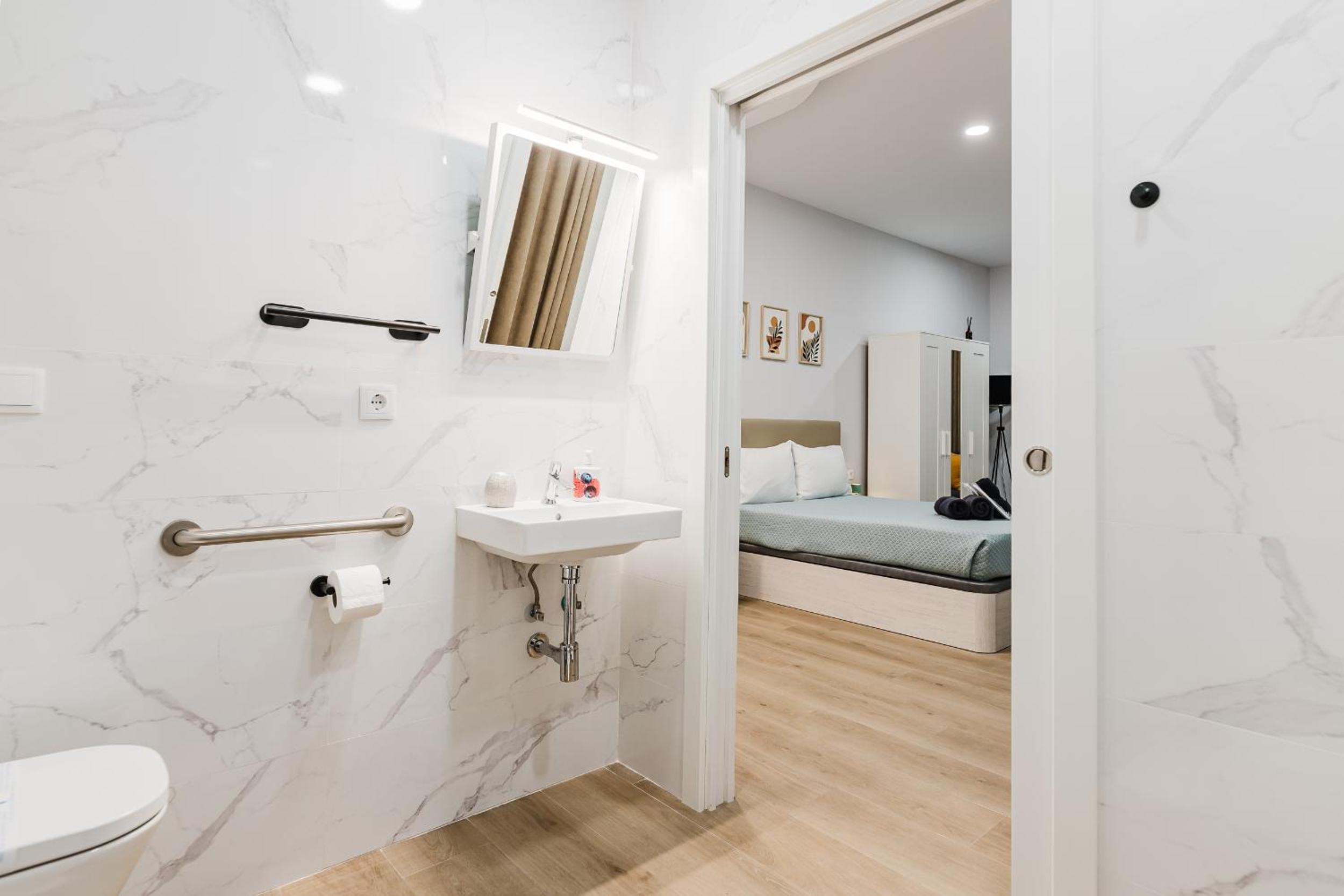 New Apartment - La puerta de olivo