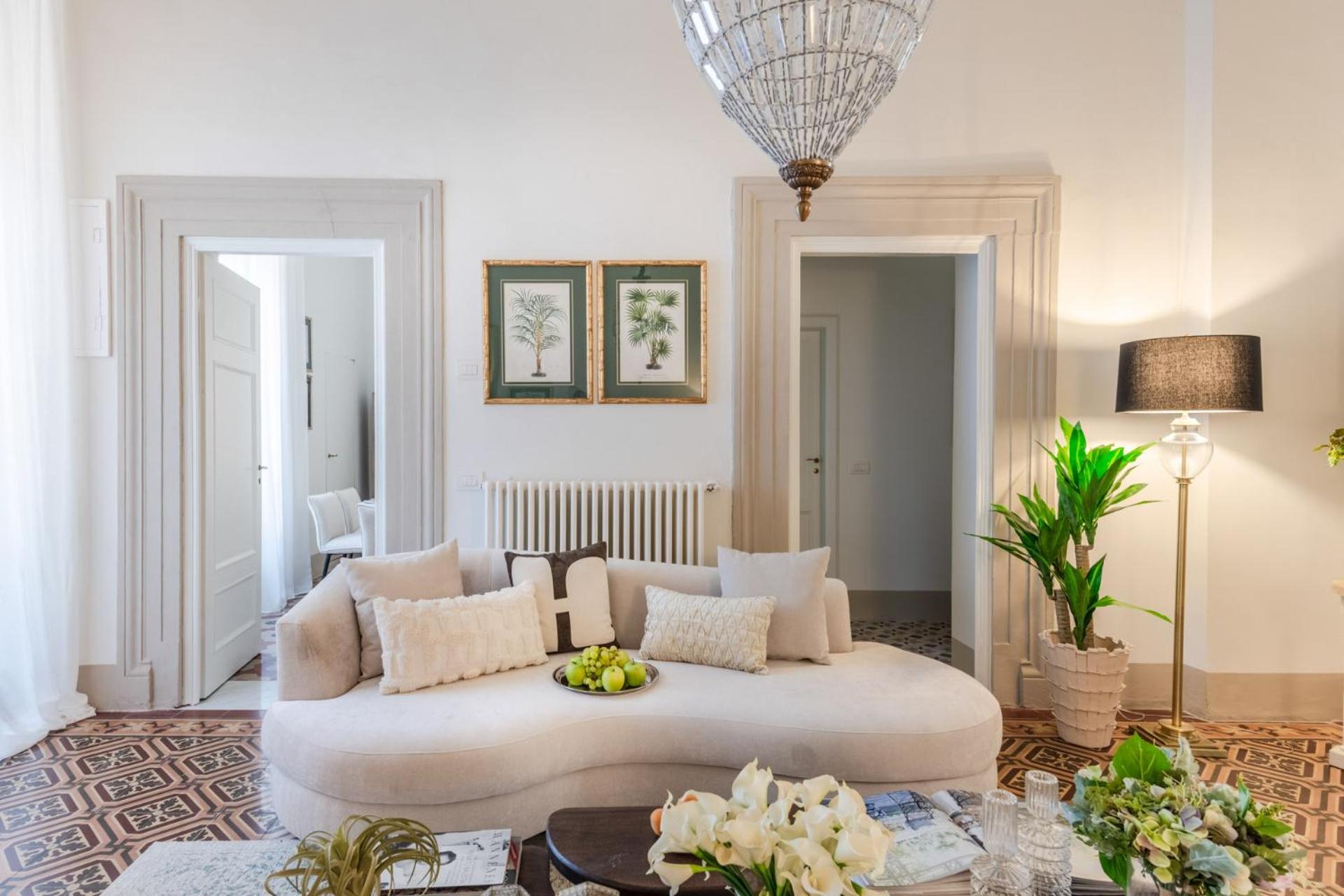 The Frescoed Tale, 3 Bedrooms Apartment