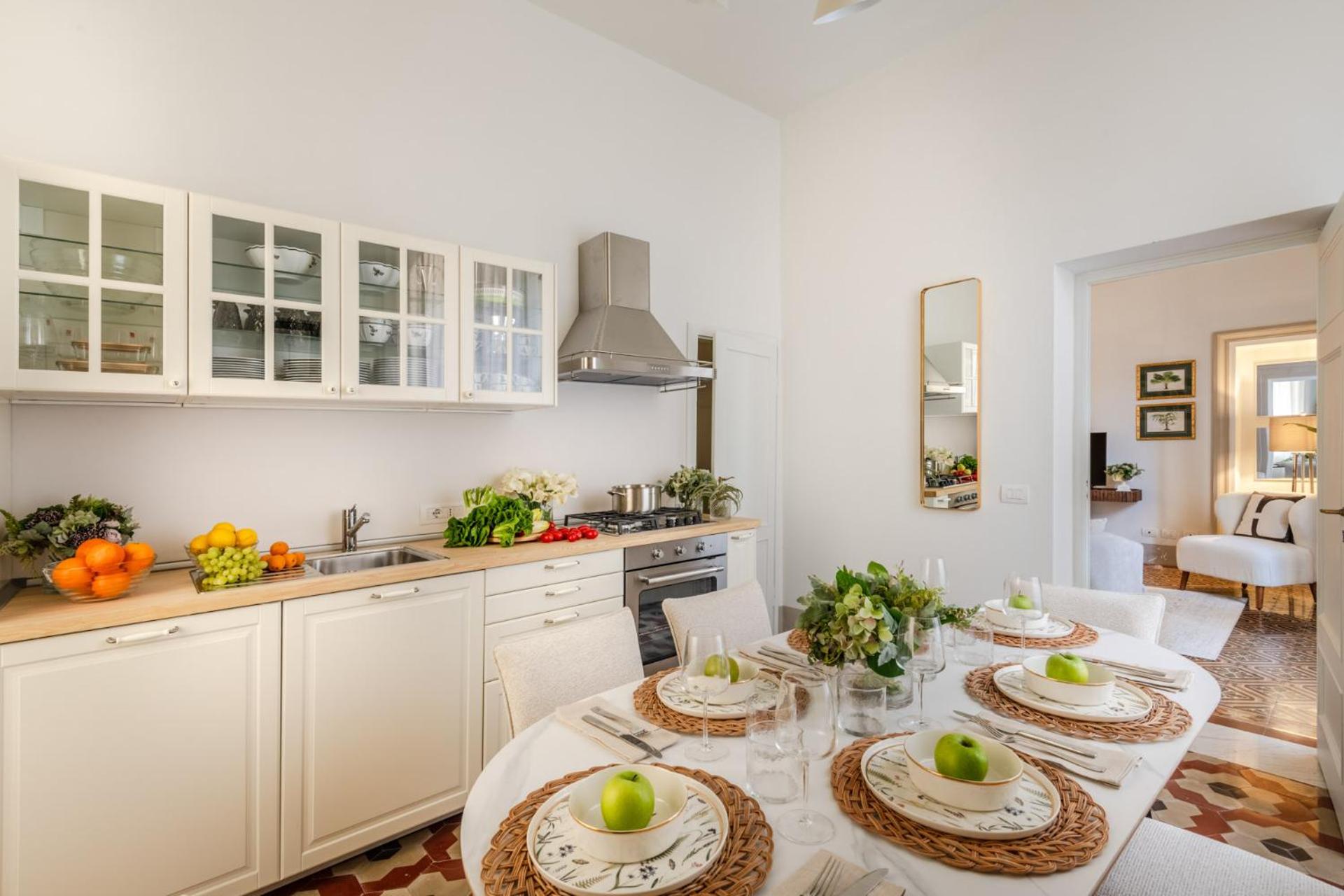 The Frescoed Tale, 3 Bedrooms Apartment
