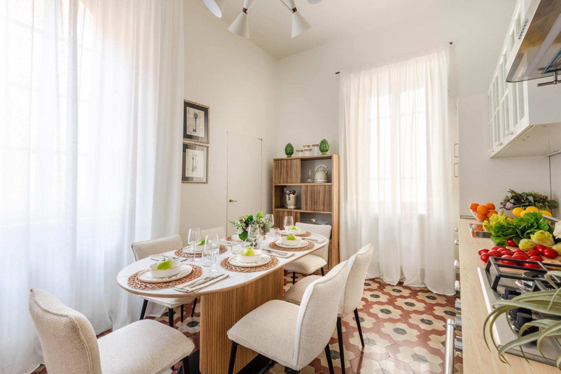 The Frescoed Tale, 3 Bedrooms Apartment