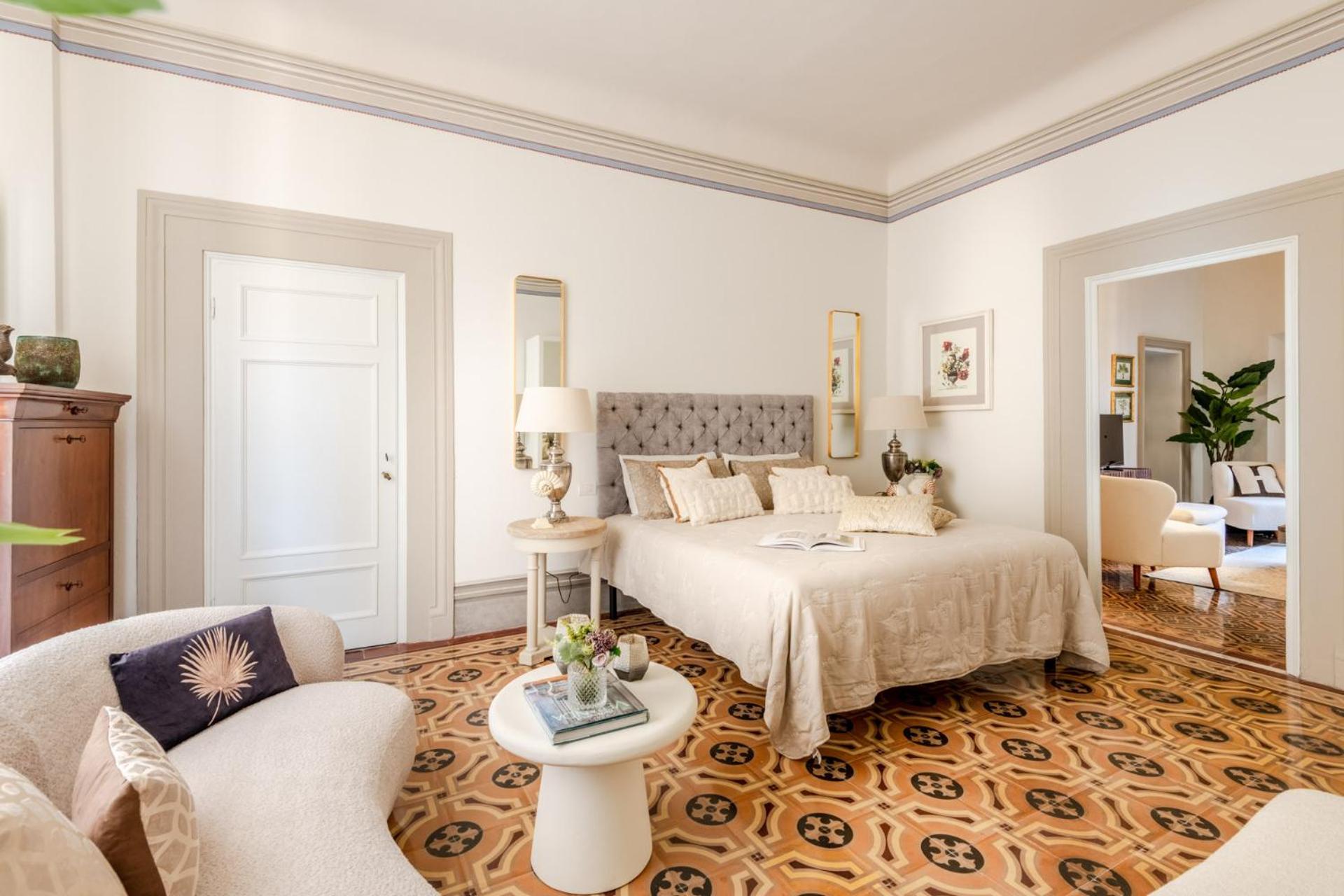 The Frescoed Tale, 3 Bedrooms Apartment