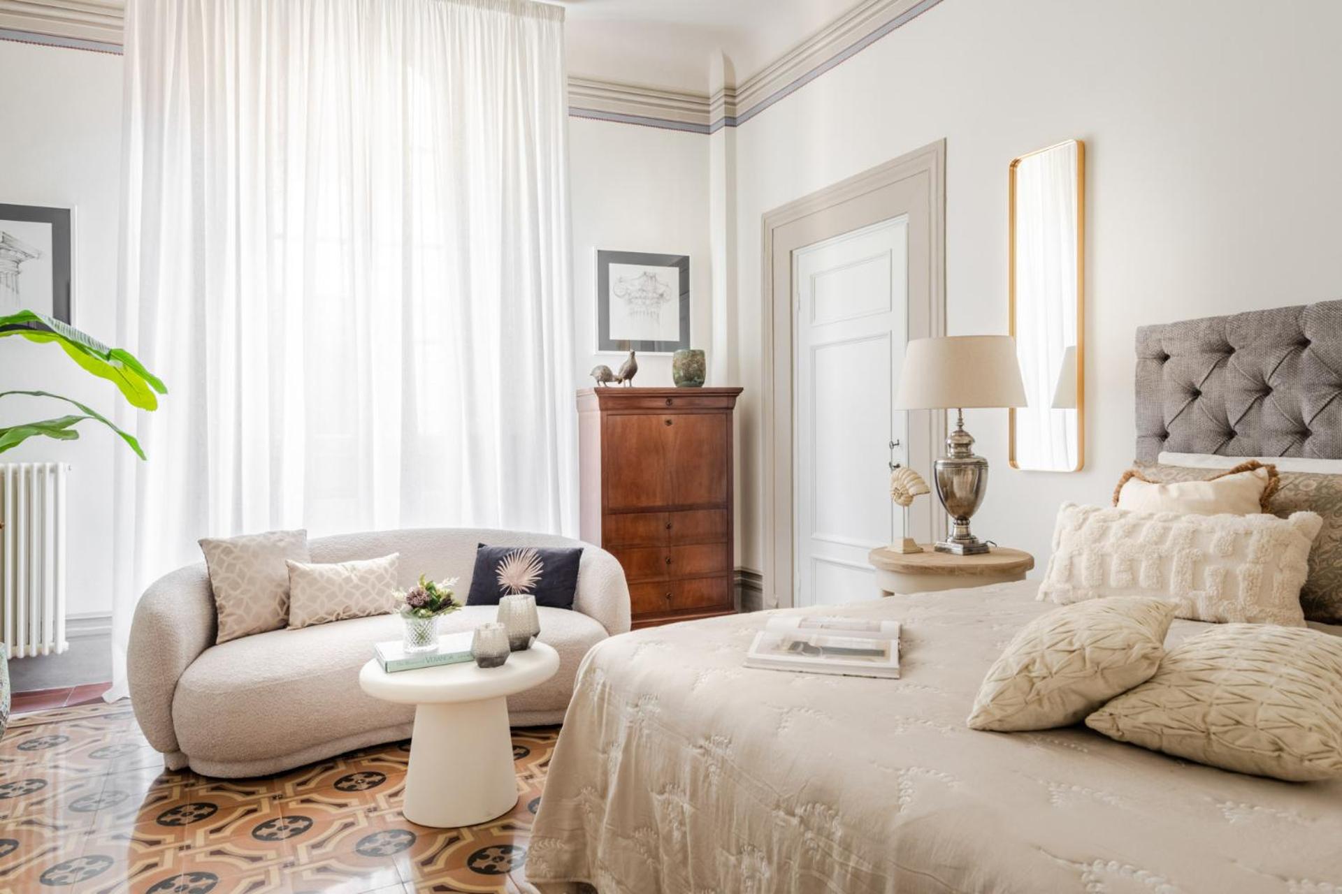 The Frescoed Tale, 3 Bedrooms Apartment