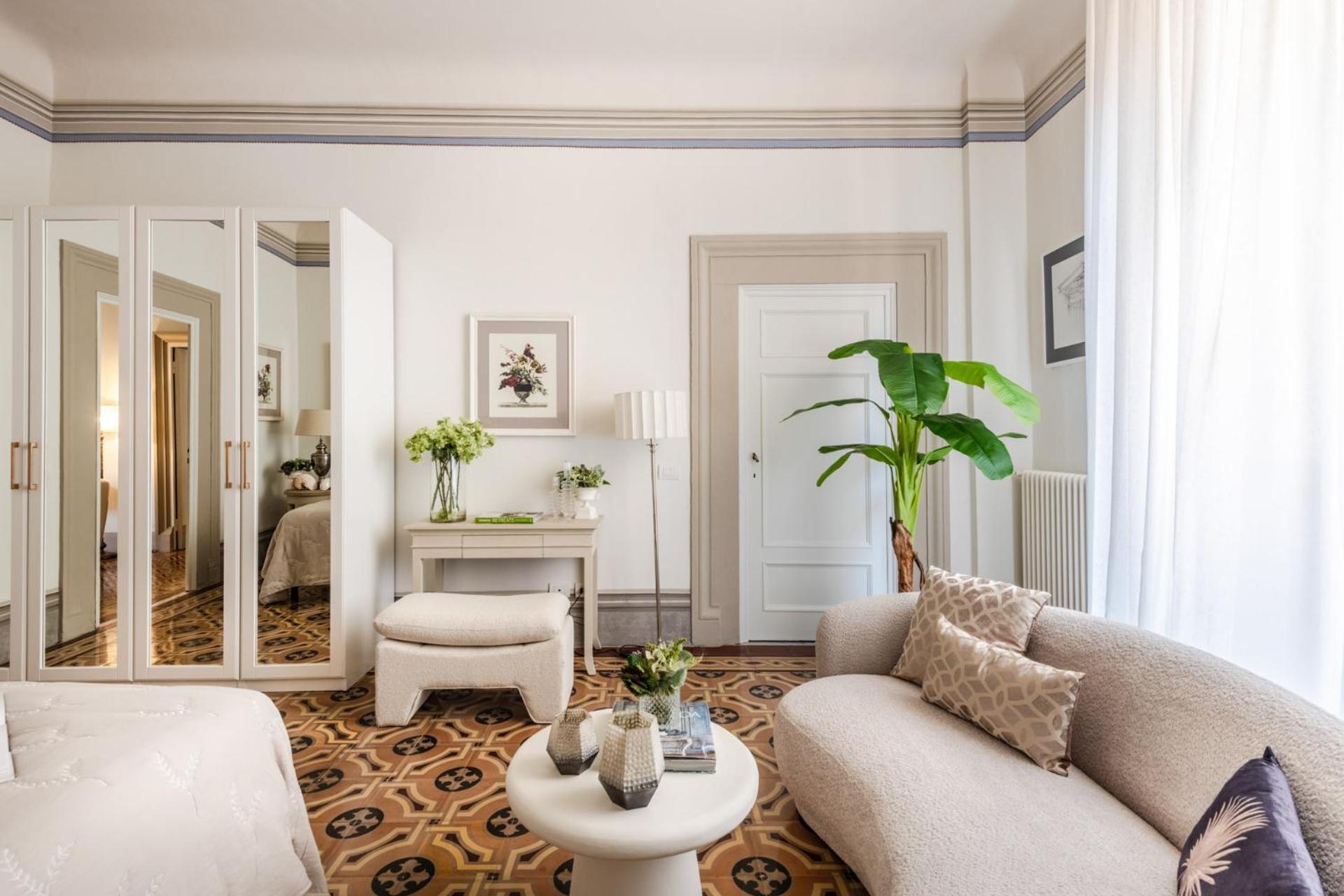 The Frescoed Tale, 3 Bedrooms Apartment