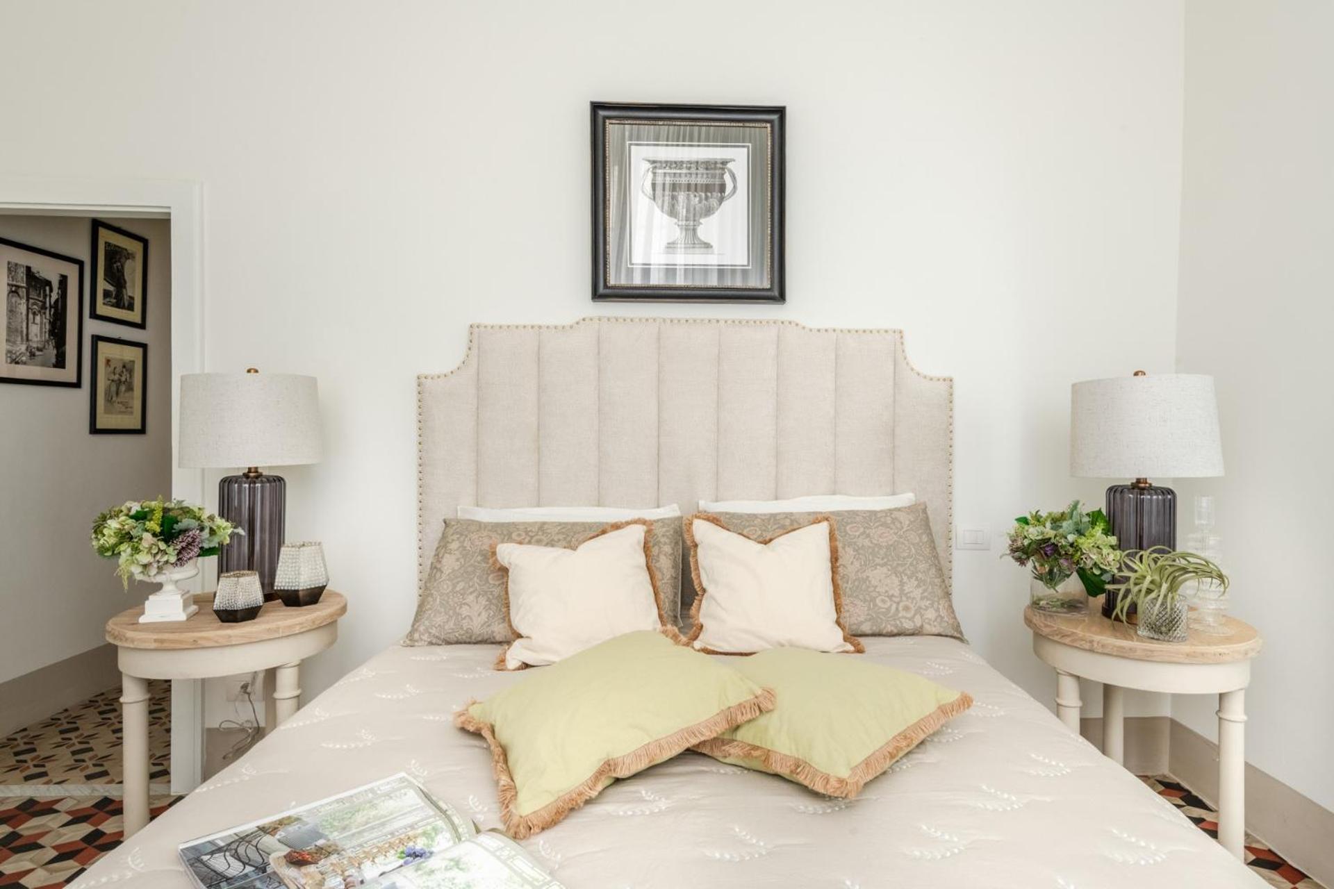 The Frescoed Tale, 3 Bedrooms Apartment