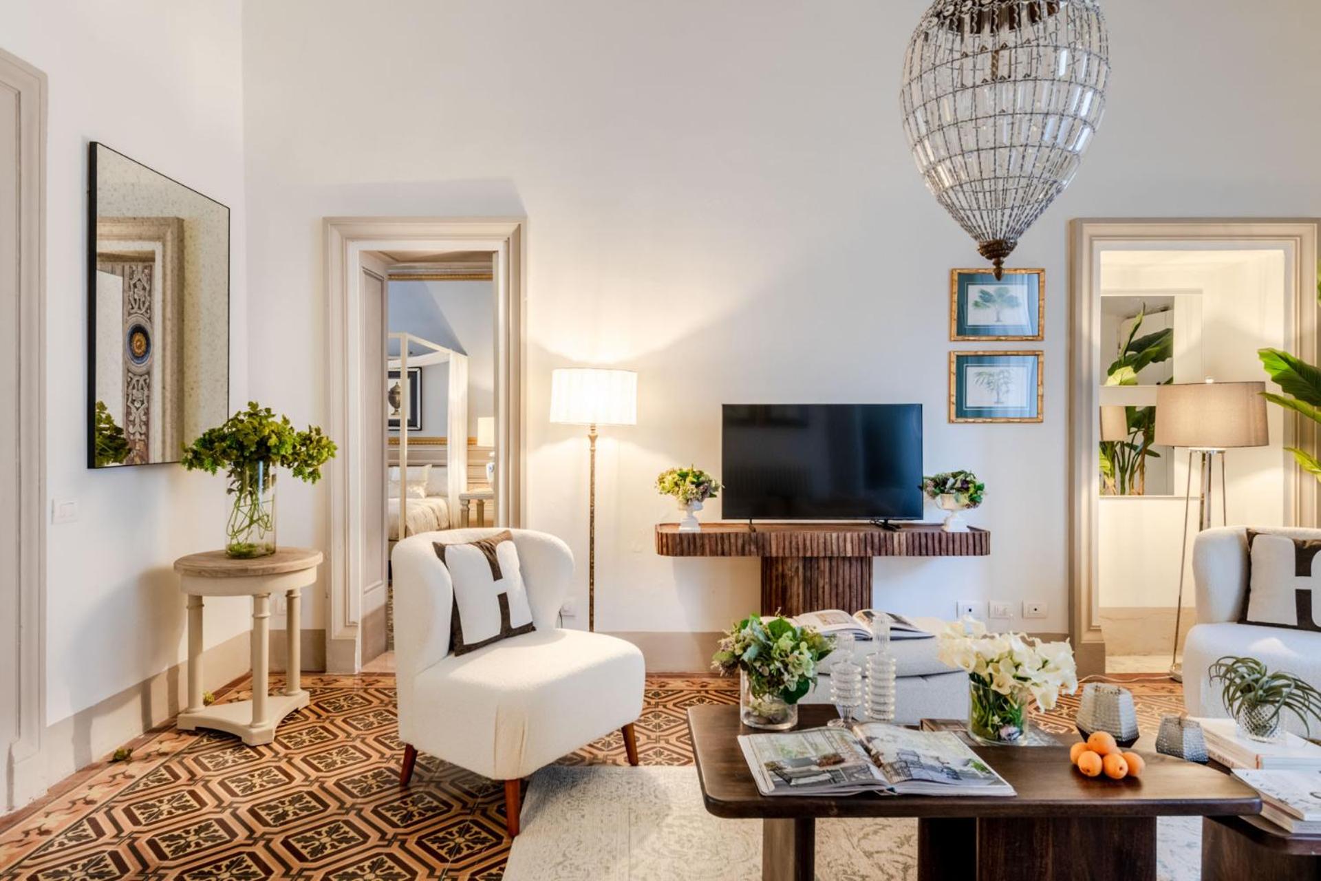 The Frescoed Tale, 3 Bedrooms Apartment