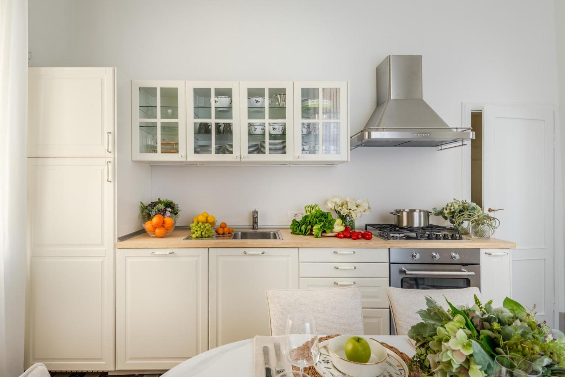 The Frescoed Tale, 3 Bedrooms Apartment