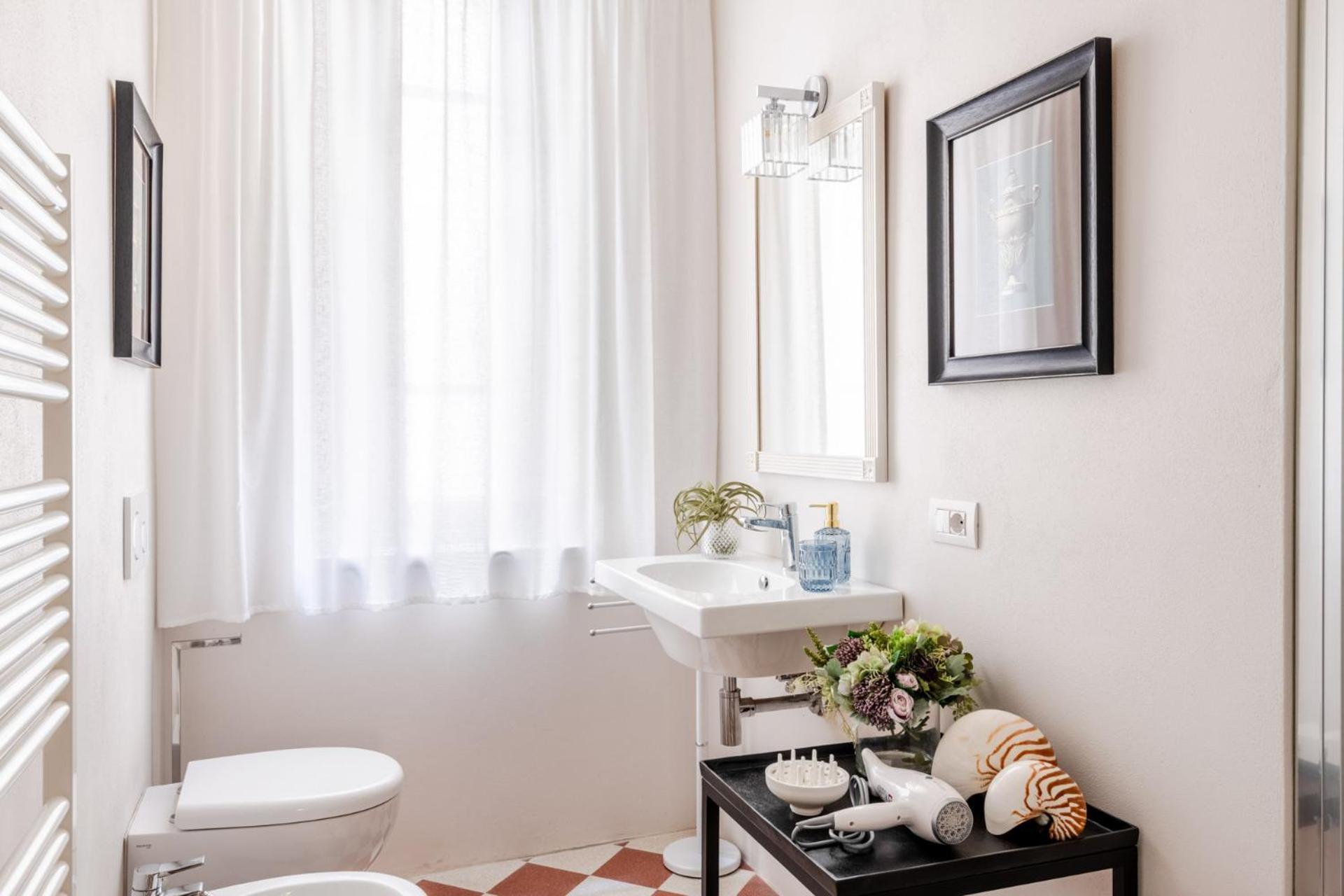 The Frescoed Tale, 3 Bedrooms Apartment