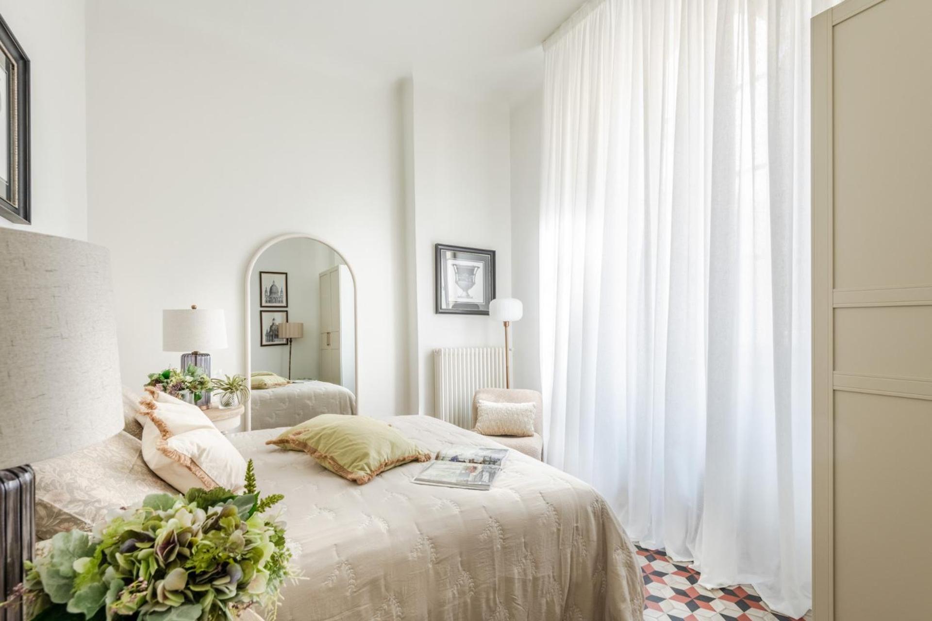 The Frescoed Tale, 3 Bedrooms Apartment