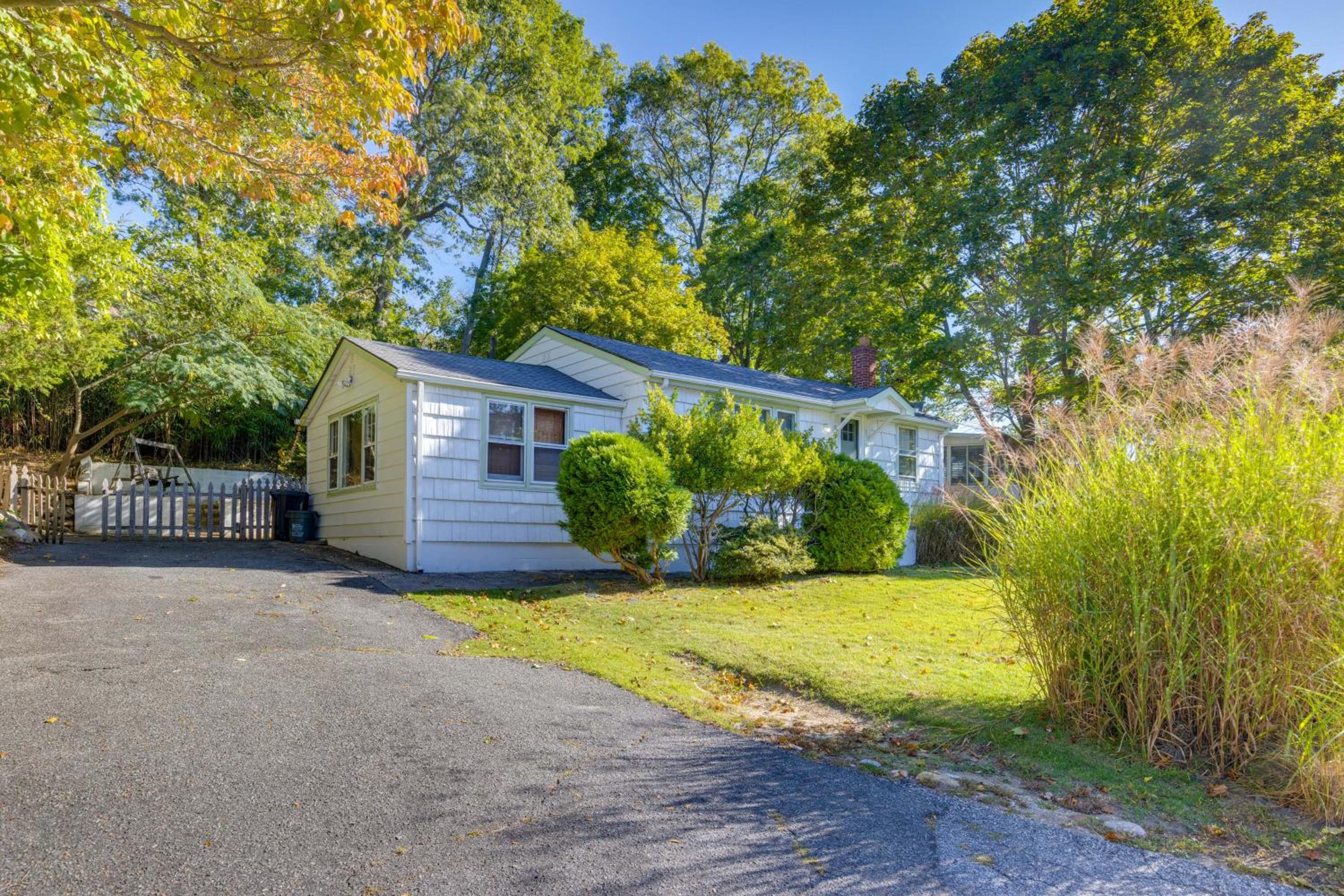 Home with Private Yard in Rocky Point
