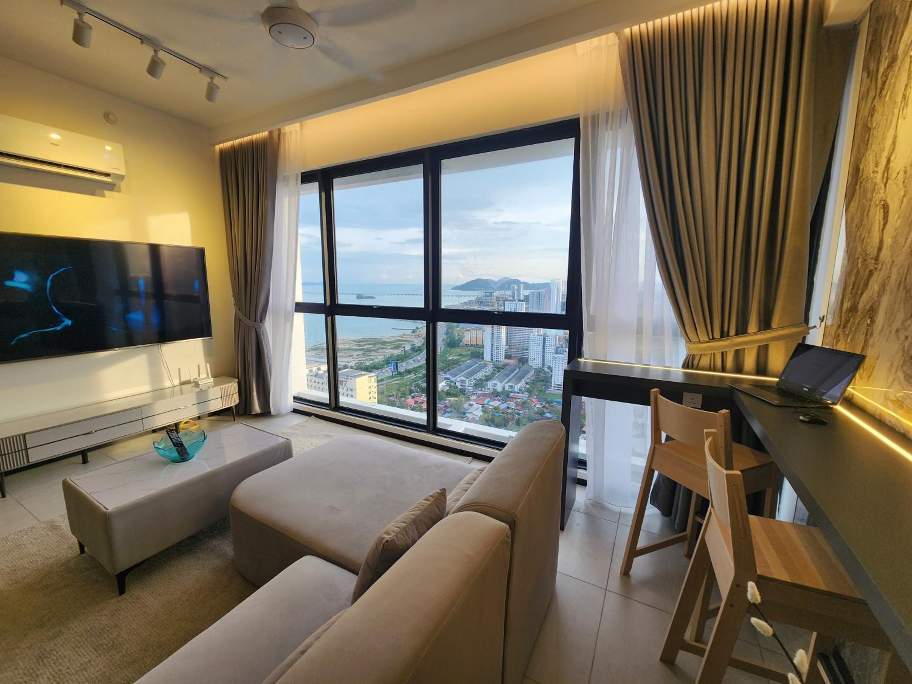 Urban Suite the Privilege Suites by Merveille