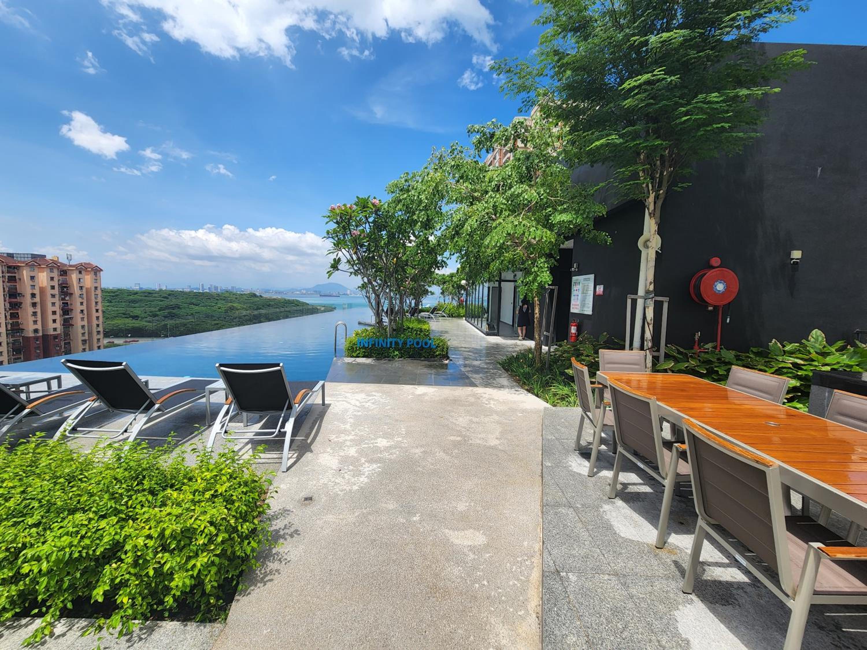Urban Suite the Privilege Suites by Merveille
