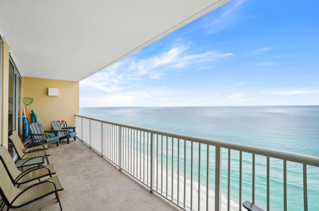 Majestic Beach Towers 1-1903 by Emerald Coast Rereats