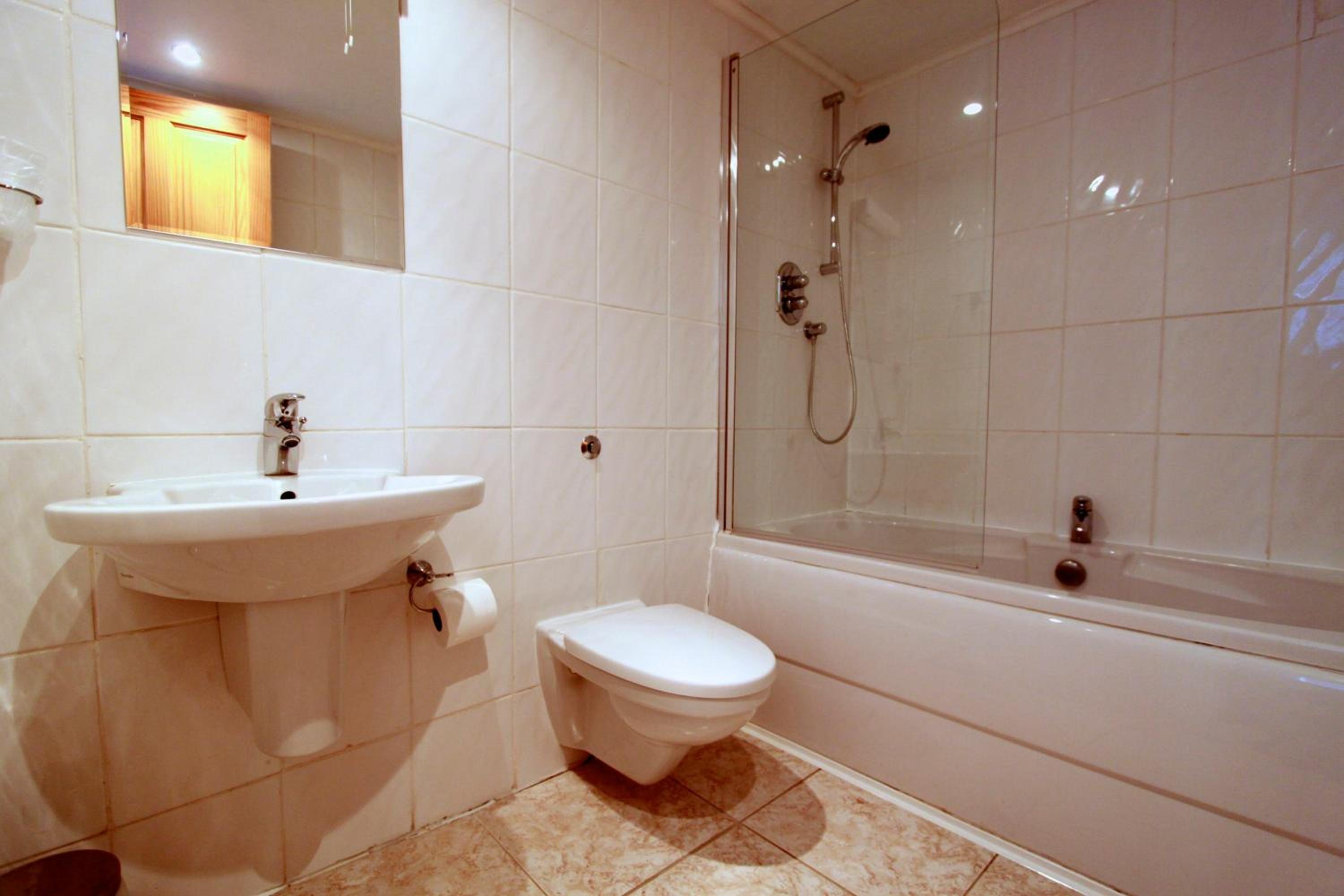 Haltwhistle Vacations - Centre Of Britain Hotel - Property Image 52