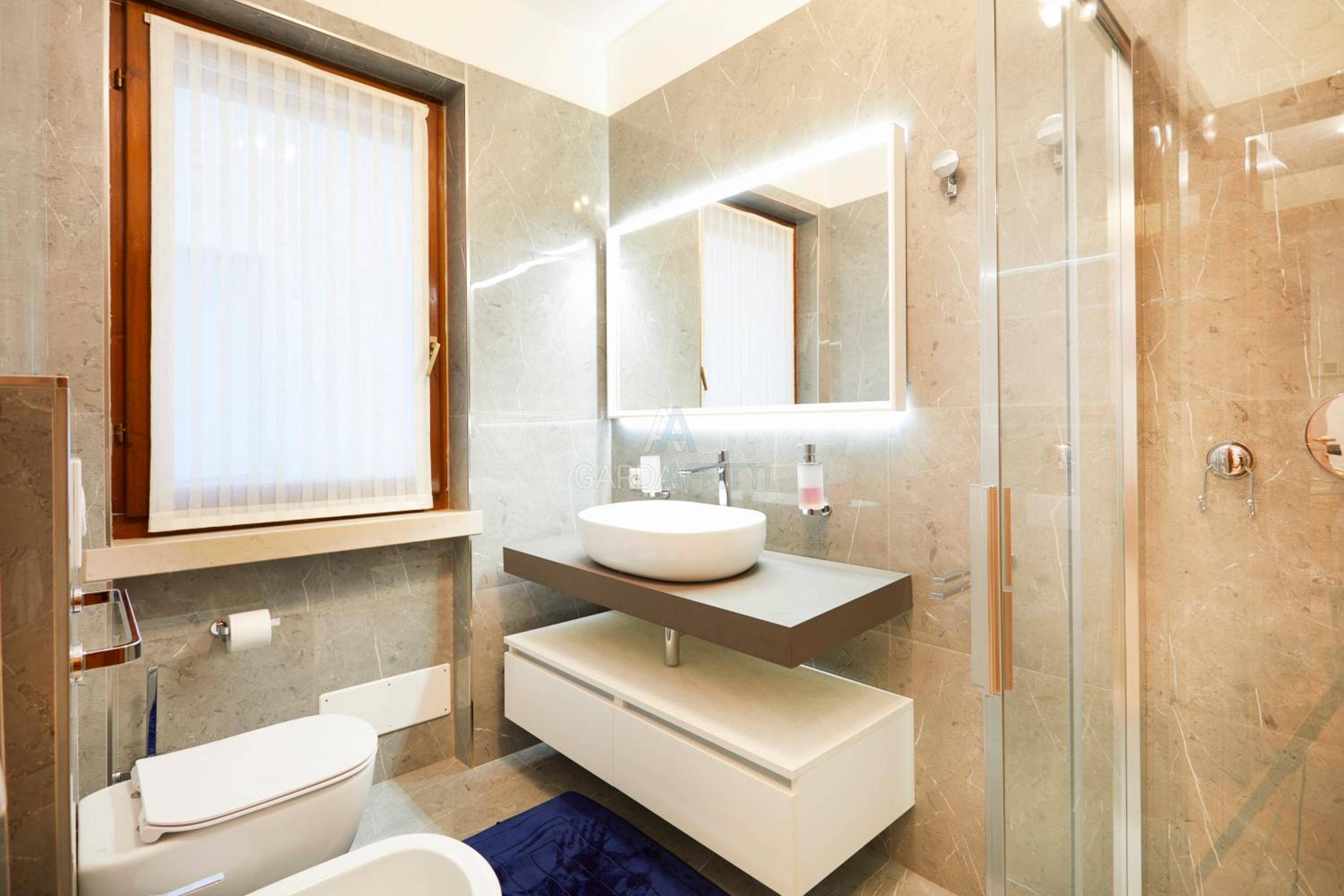 Ambra Apt - Accesso a 3 piscine a 200m dal Lago