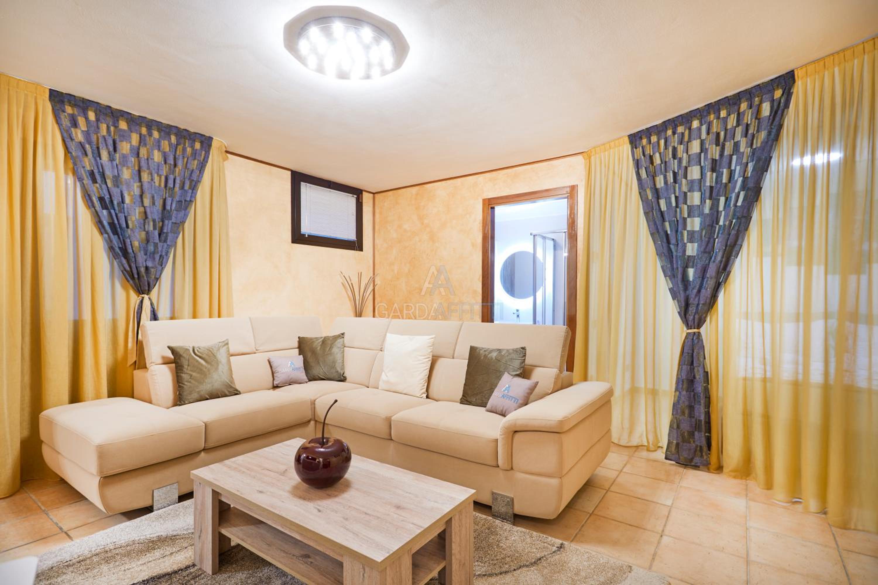 Ambra Apt - Accesso a 3 piscine a 200m dal Lago