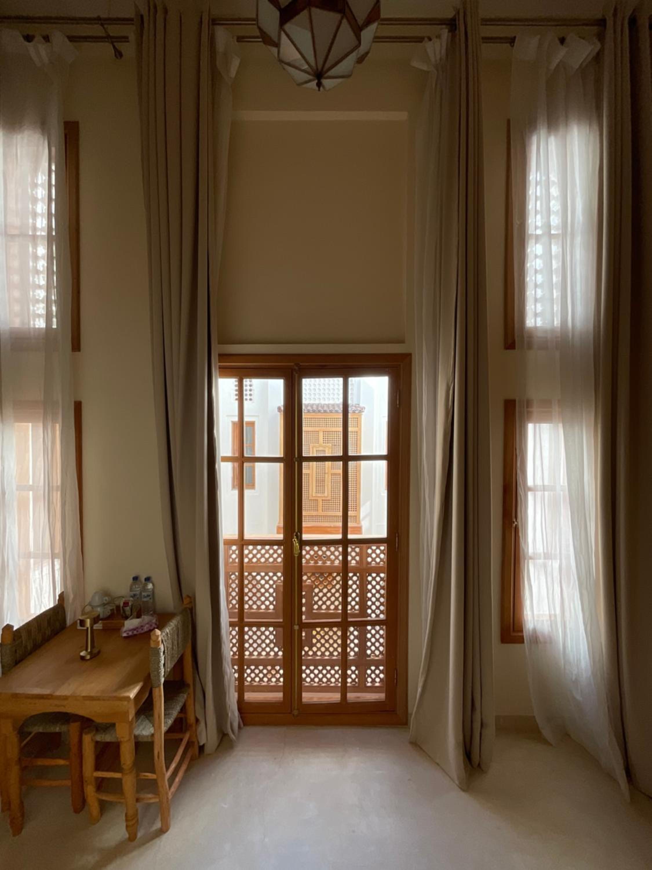 Riad Al Muhandiz Peaceful Duplex Suites near Jemaa El Fna
