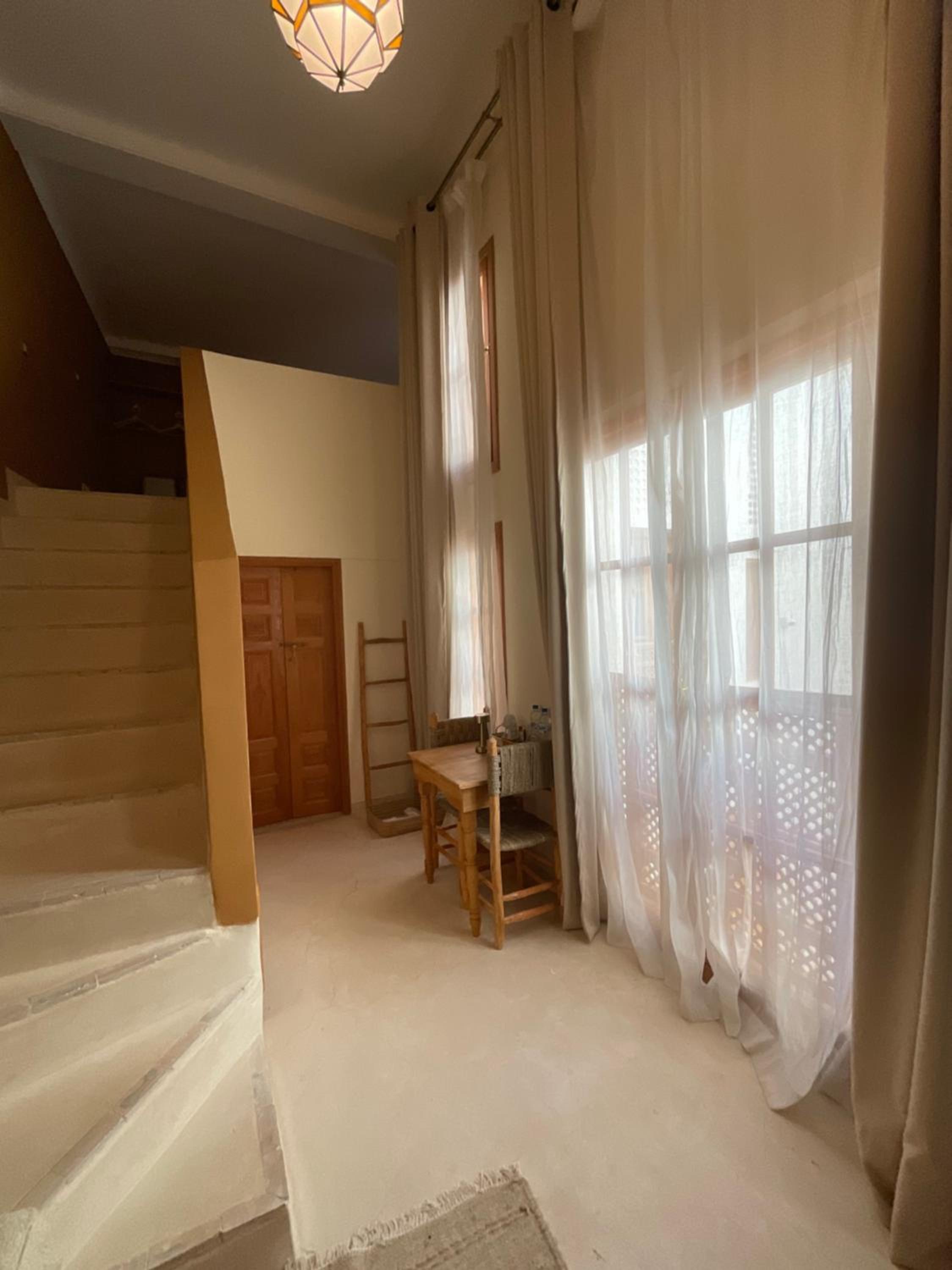 Riad Al Muhandiz Peaceful Duplex Suites near Jemaa El Fna