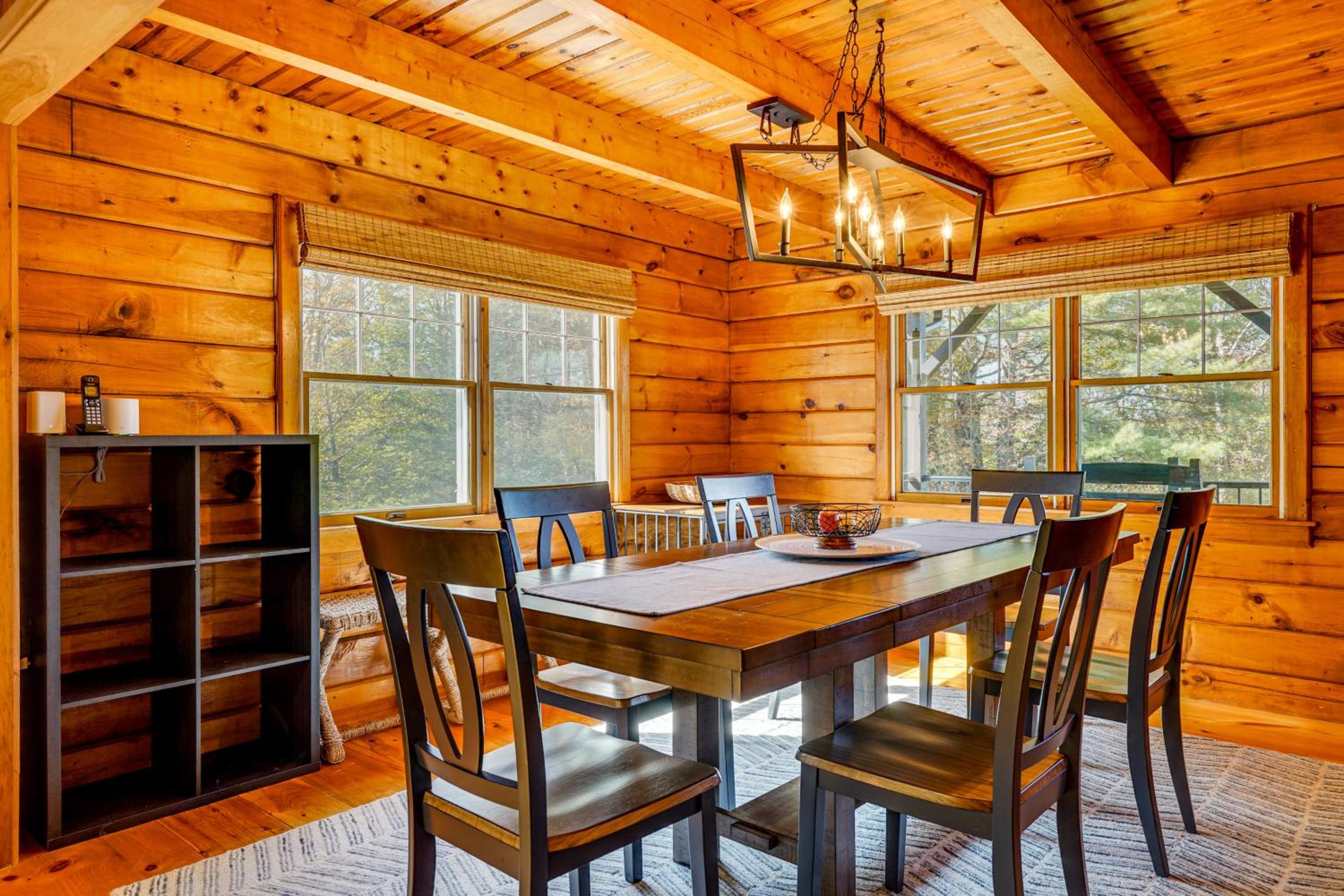 Private Spring-Fed Pond Idyllic Shrewsbury Cabin!