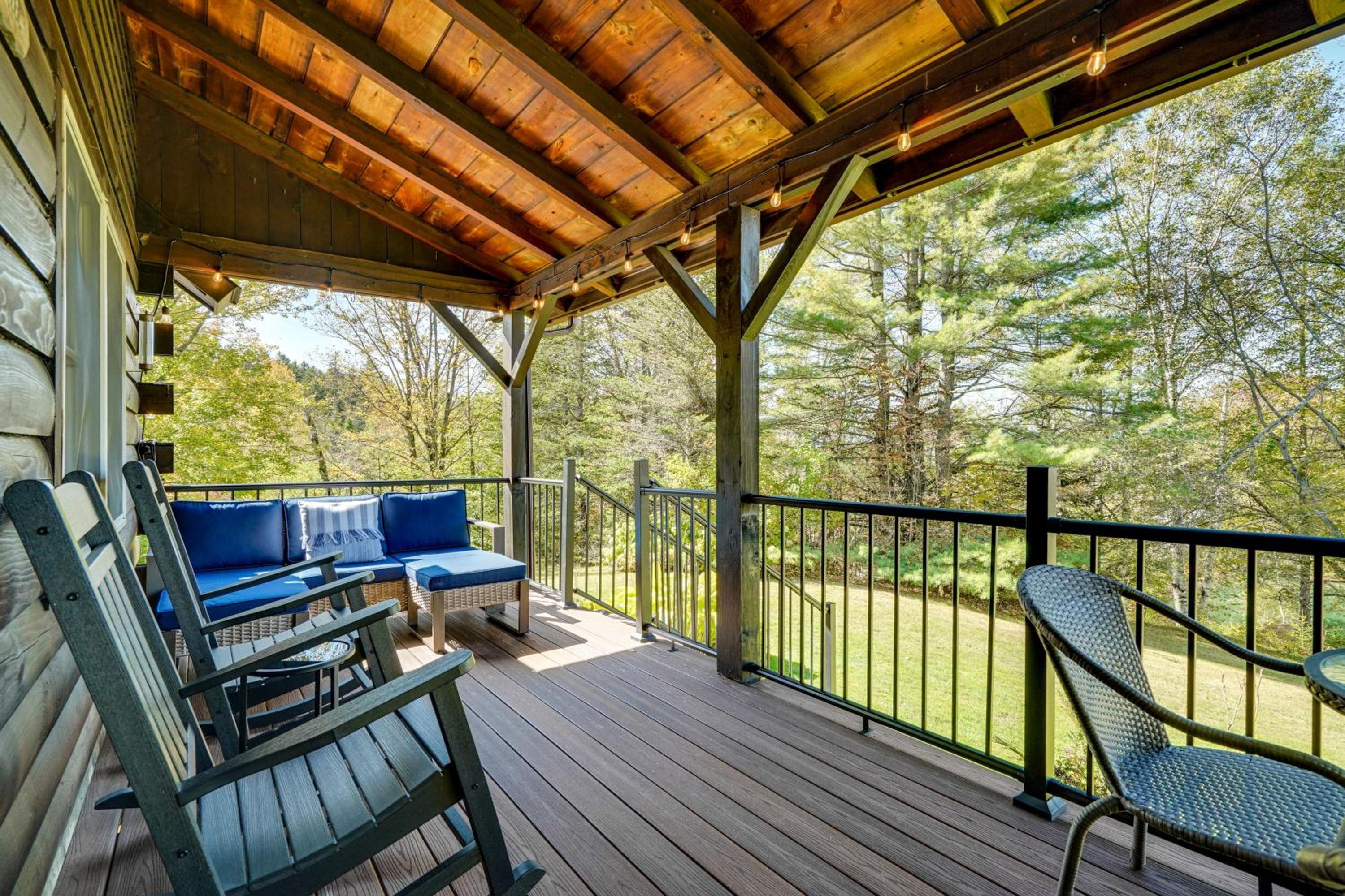 Private Spring-Fed Pond Idyllic Shrewsbury Cabin!