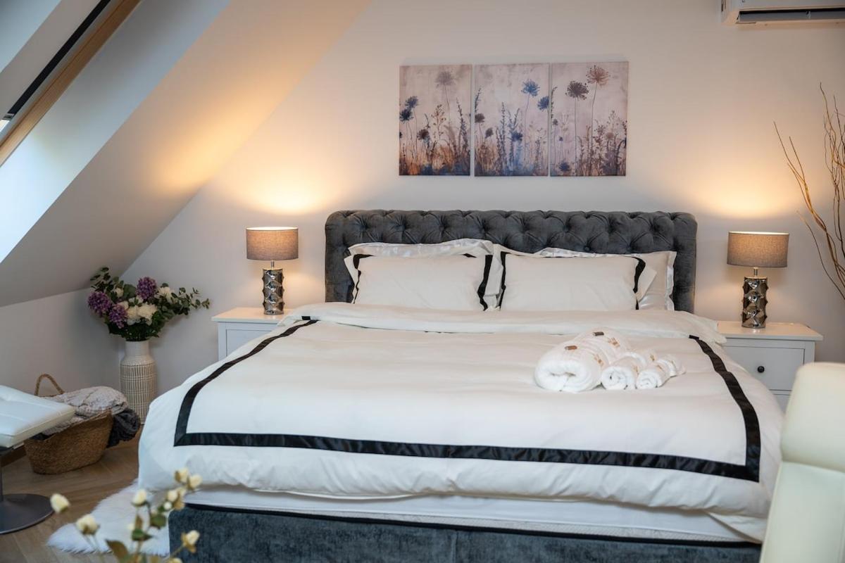 Bliss & Relax Central Apartment Debrecen, Free Parking