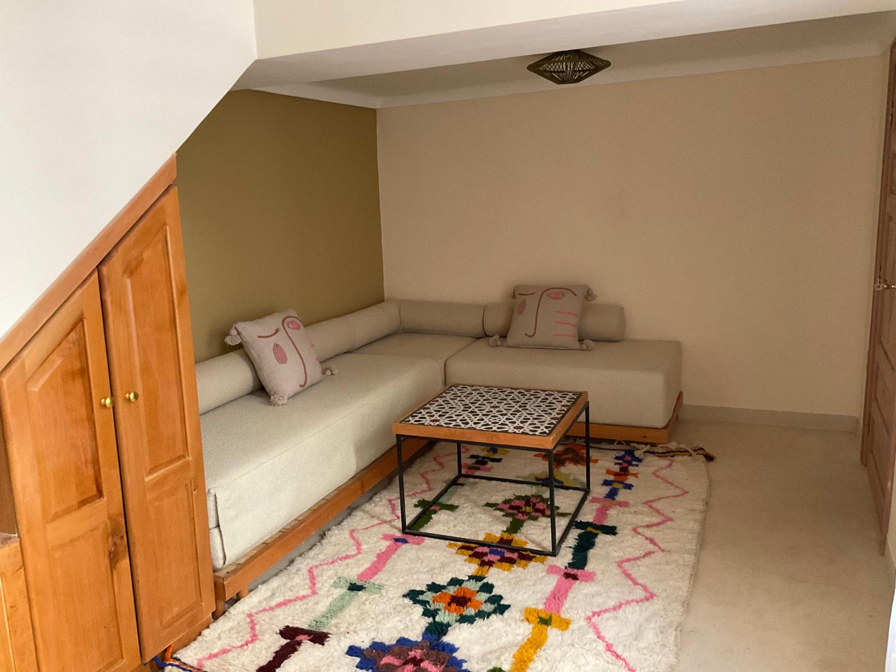 Riad Al Muhandiz Peaceful Duplex Suites near Jemaa El Fna