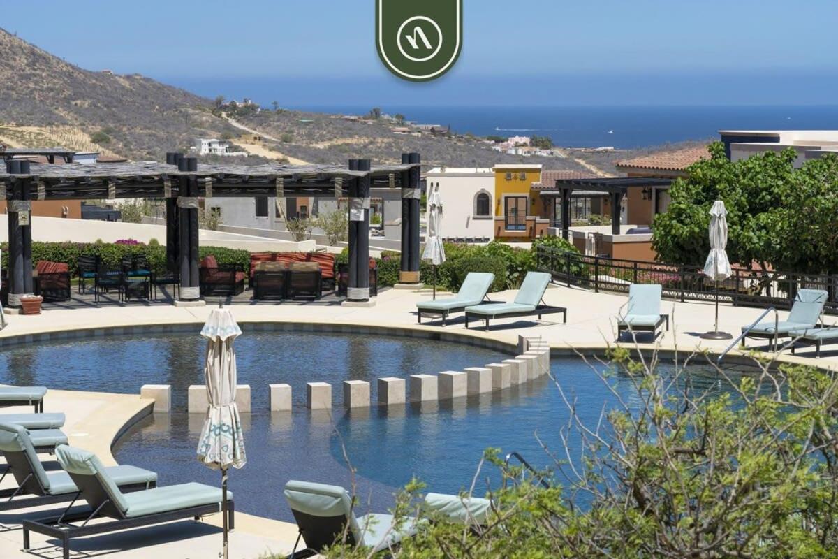 Luxury House with Ocean View