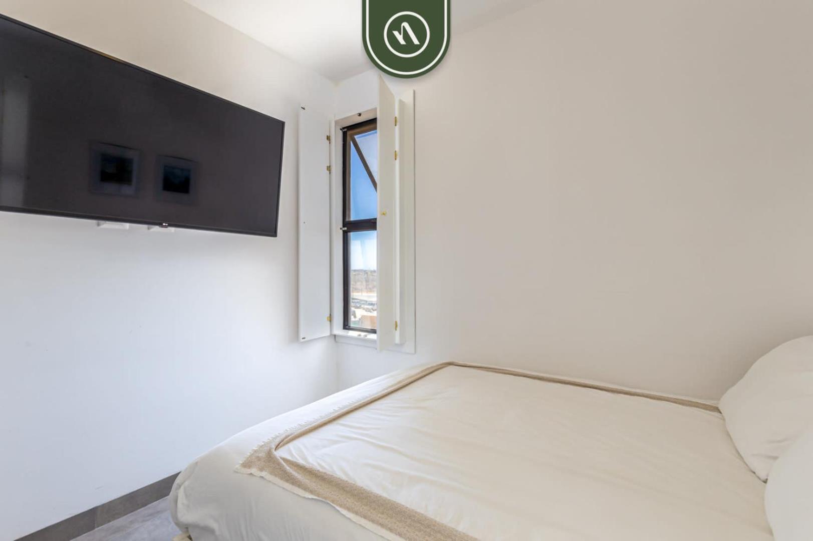 Chic 2BR House - Pedregal - Private Rooftop - Pool
