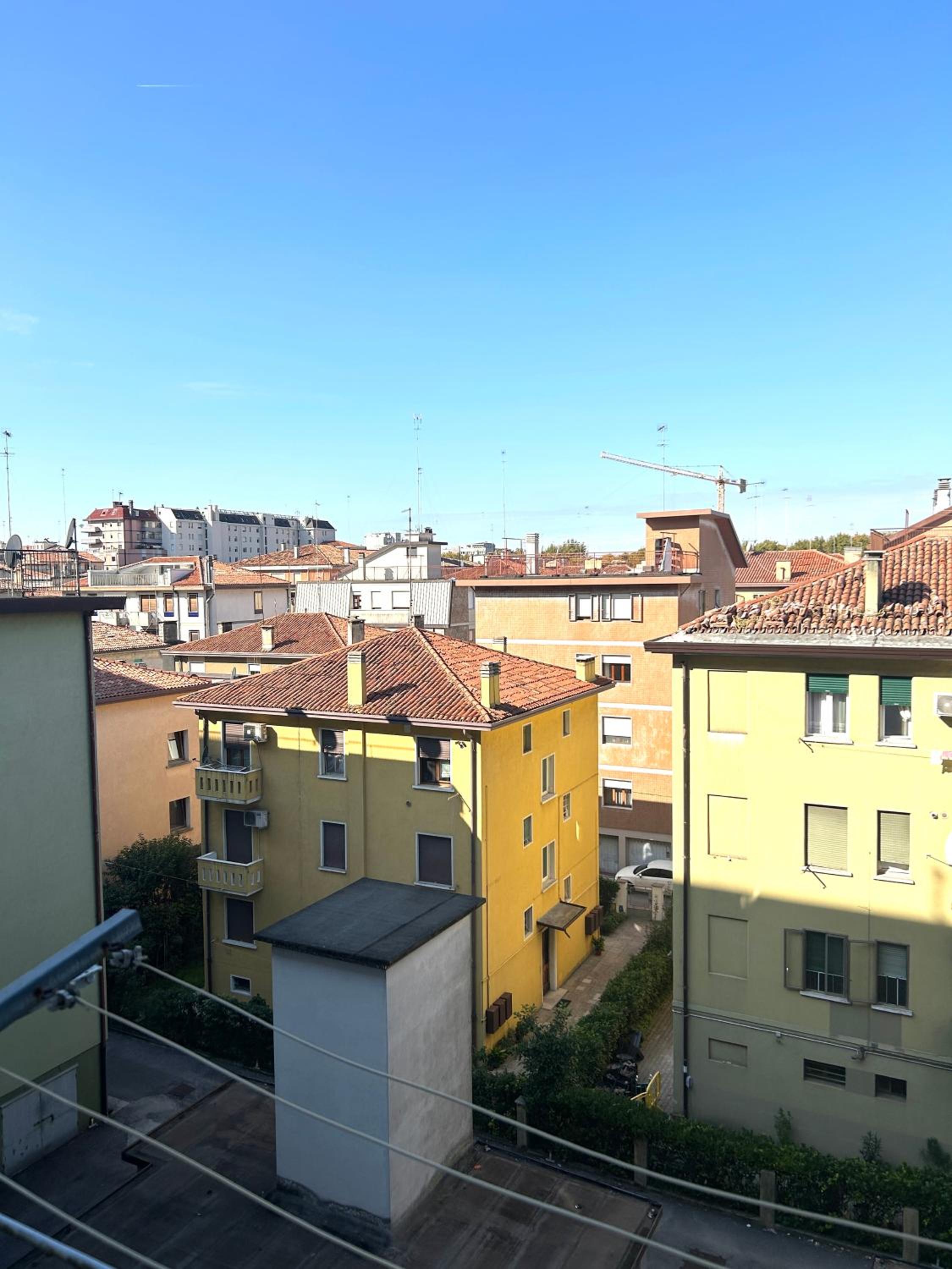 Poppy's Flat - 10 min from Venice & Train Station