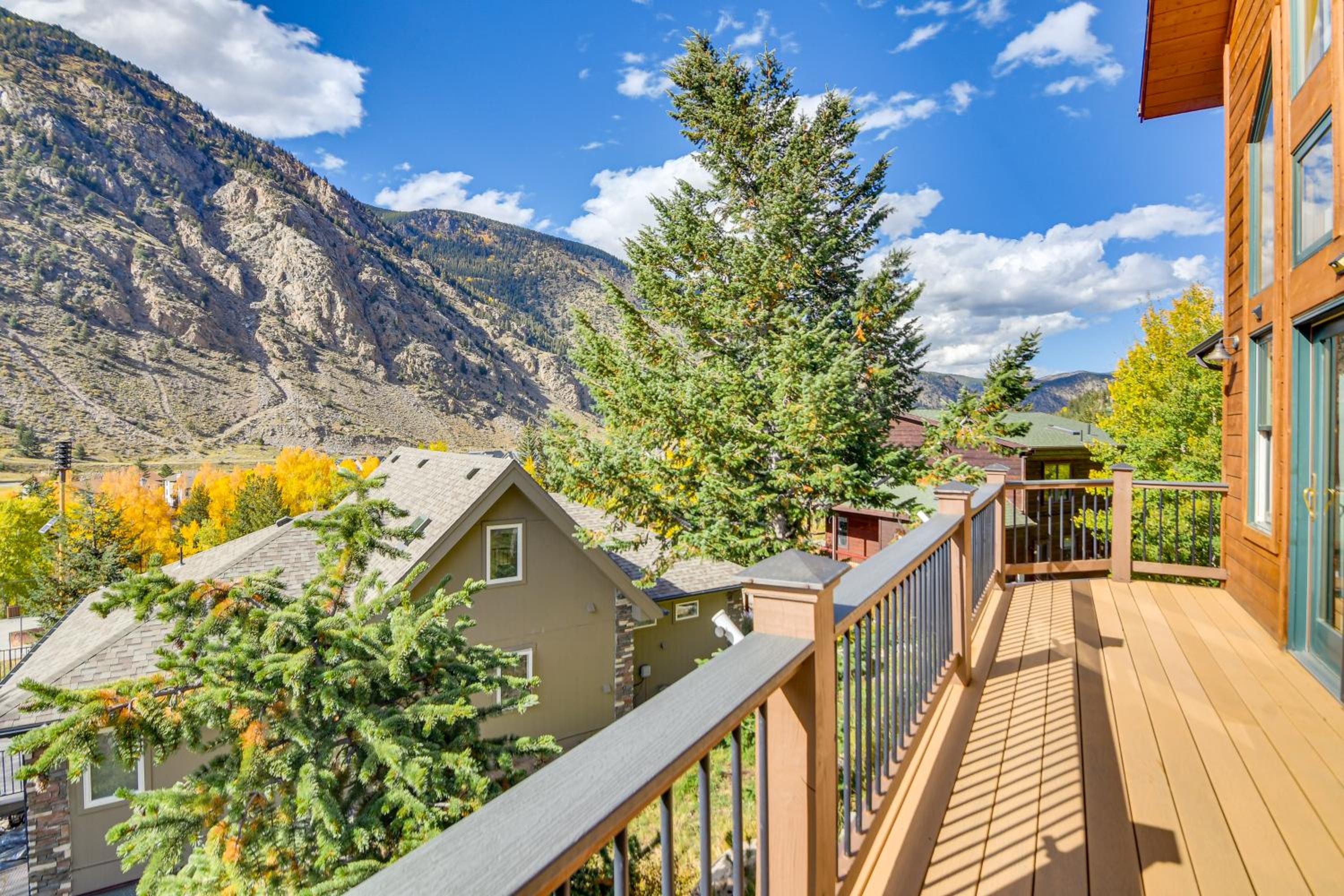 Mtn-View Cabin with Private Hot Tub in Georgetown!
