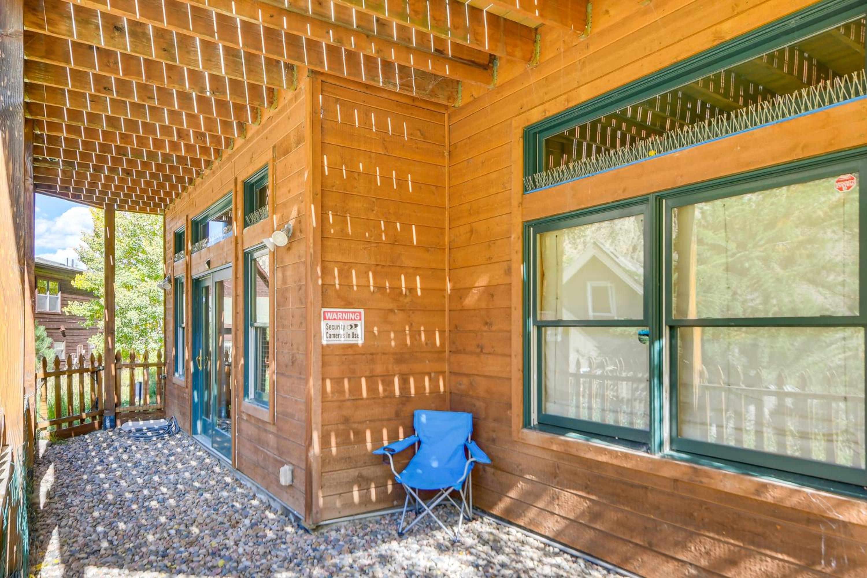 Mtn-View Cabin with Private Hot Tub in Georgetown!