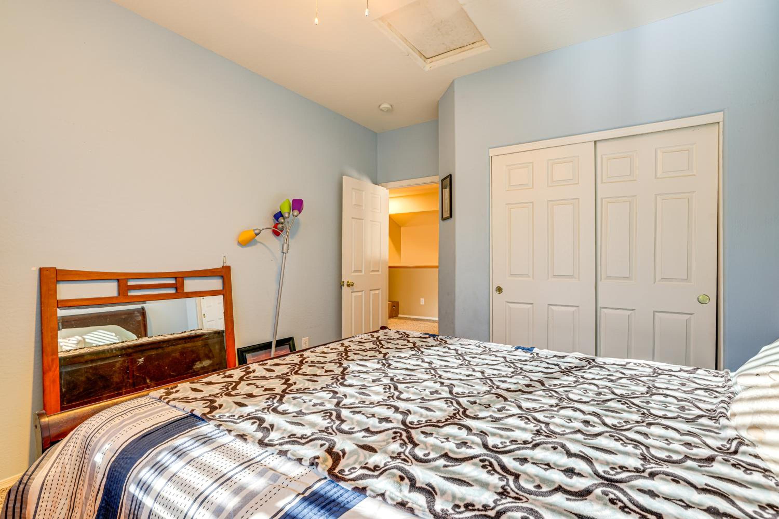Near Golf Courses and Casinos Maricopa Home with Yard