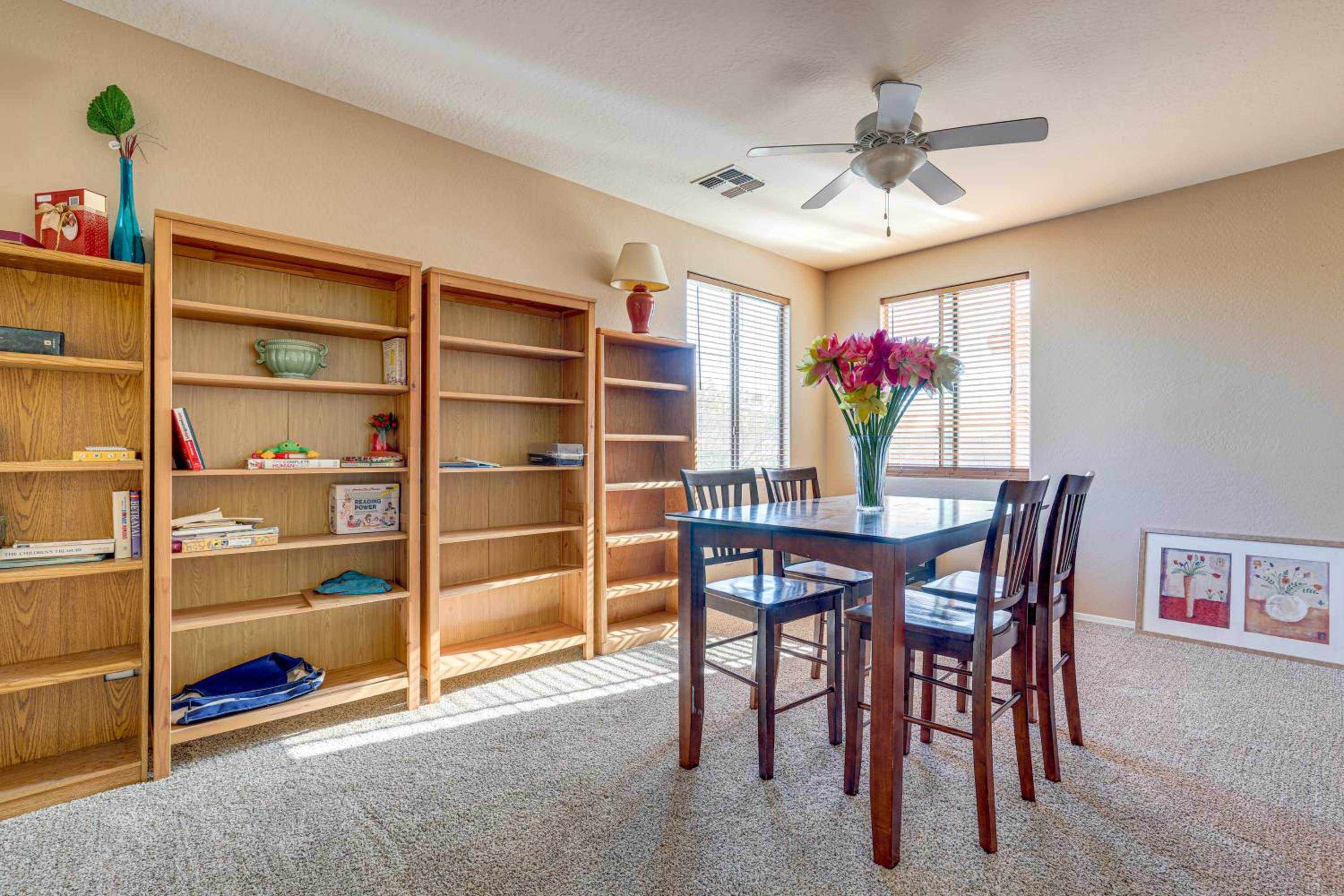 Near Golf Courses and Casinos Maricopa Home with Yard