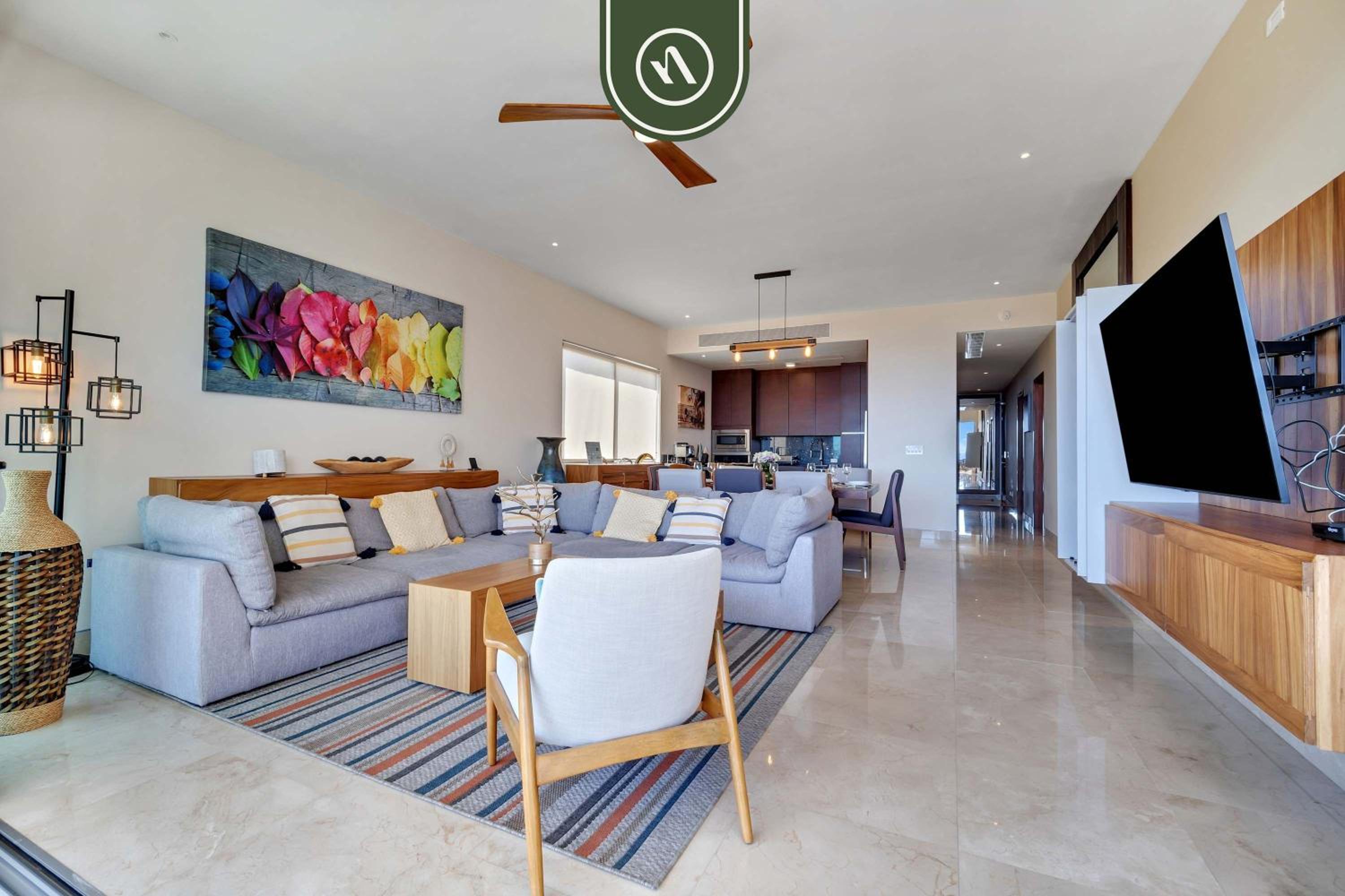 Oceanview 3 BR Condo - Pool - View of the Desert