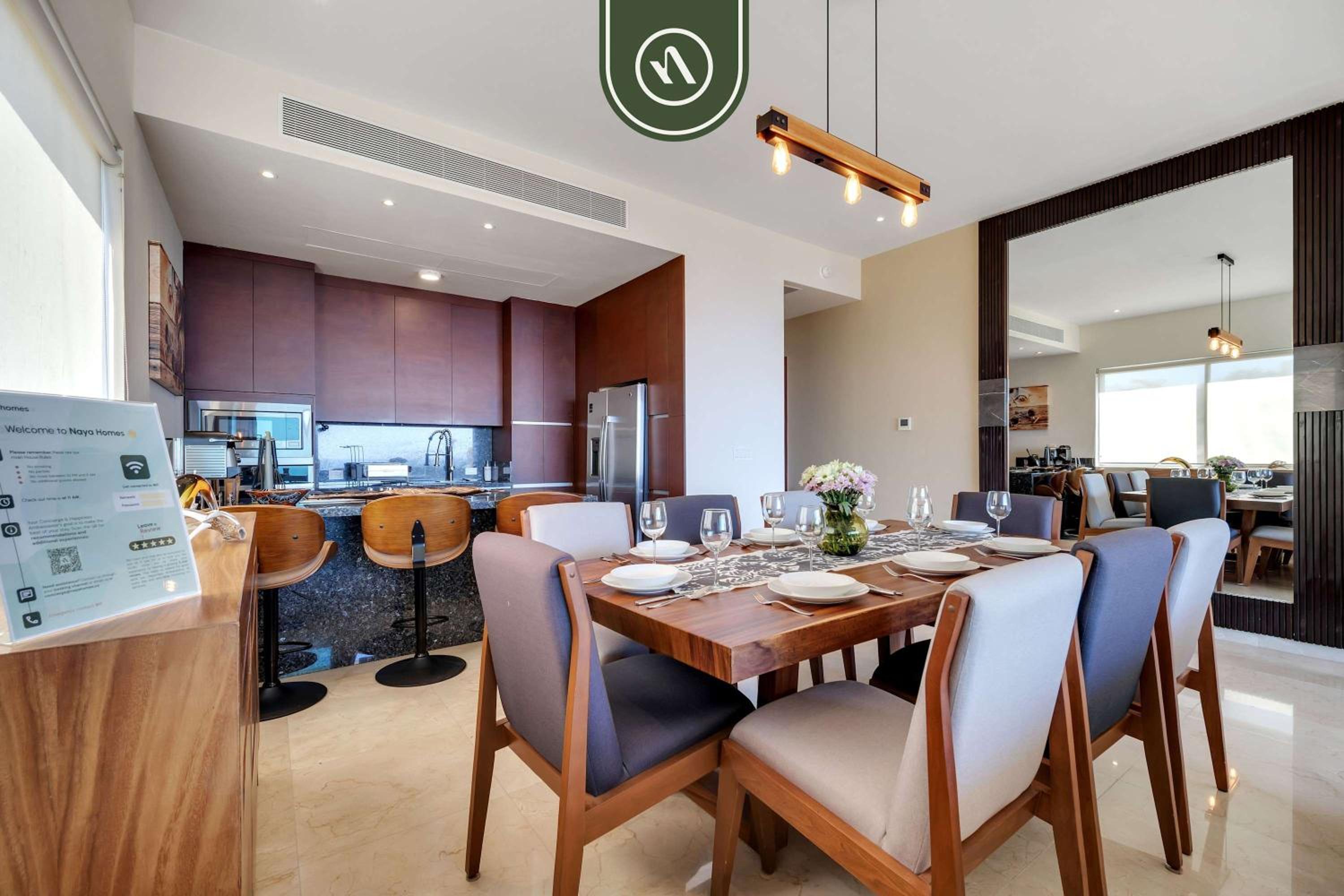 Oceanview 3 BR Condo - Pool - View of the Desert
