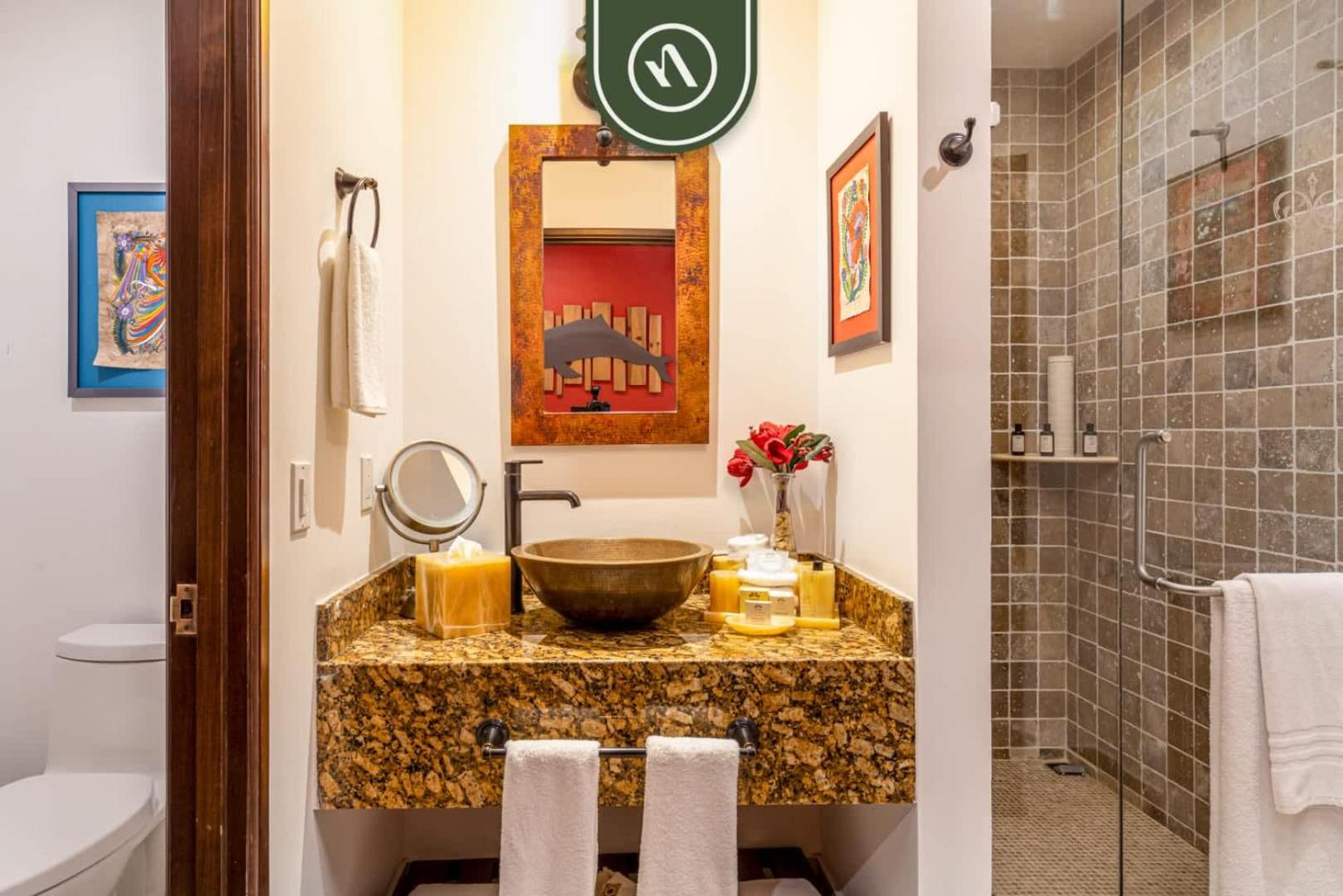 2BR Condo with Private Terrace - Ocean View - Pool