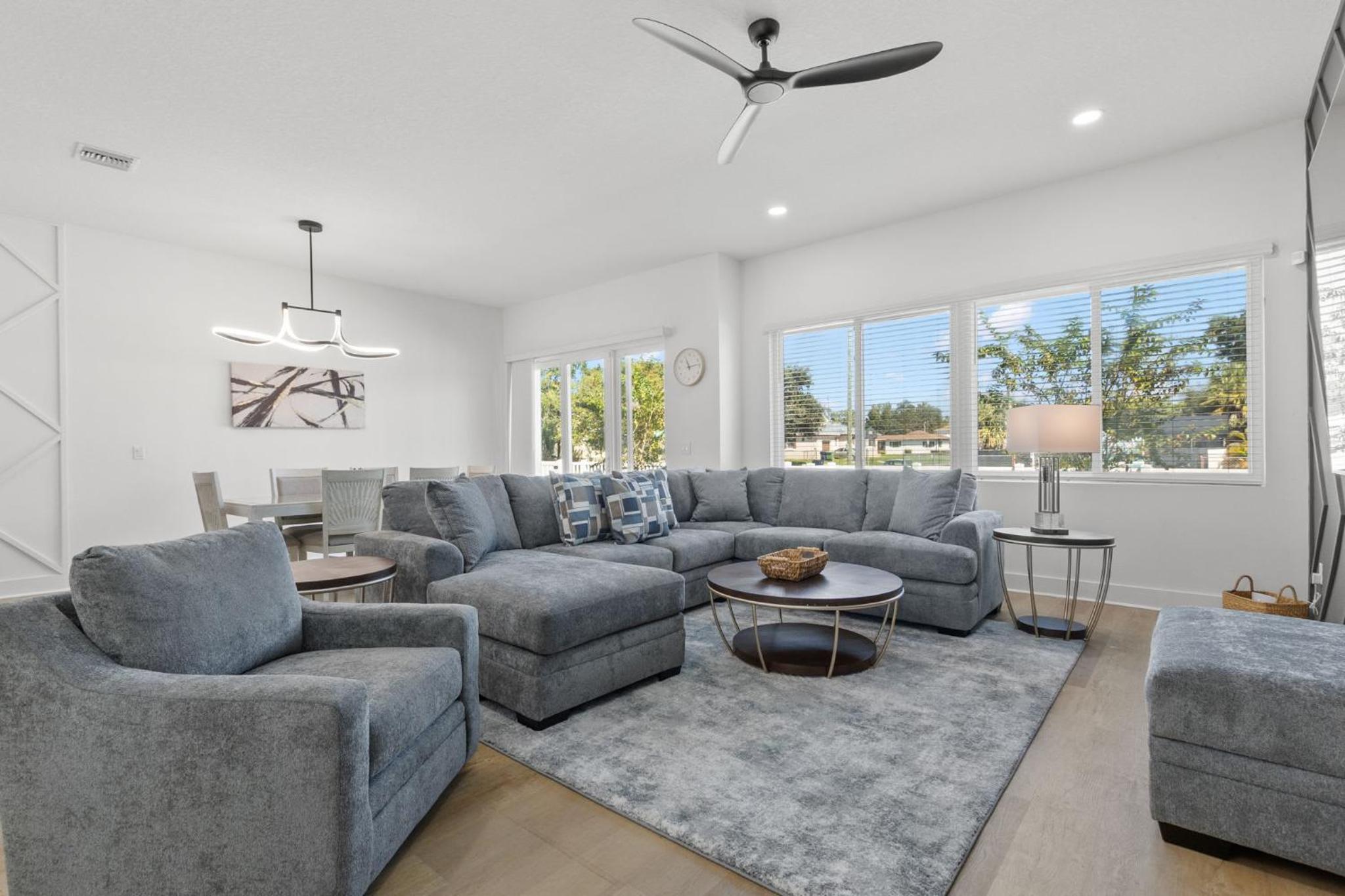 NEW Casa Sol - Luxury Townhome In Prime Location