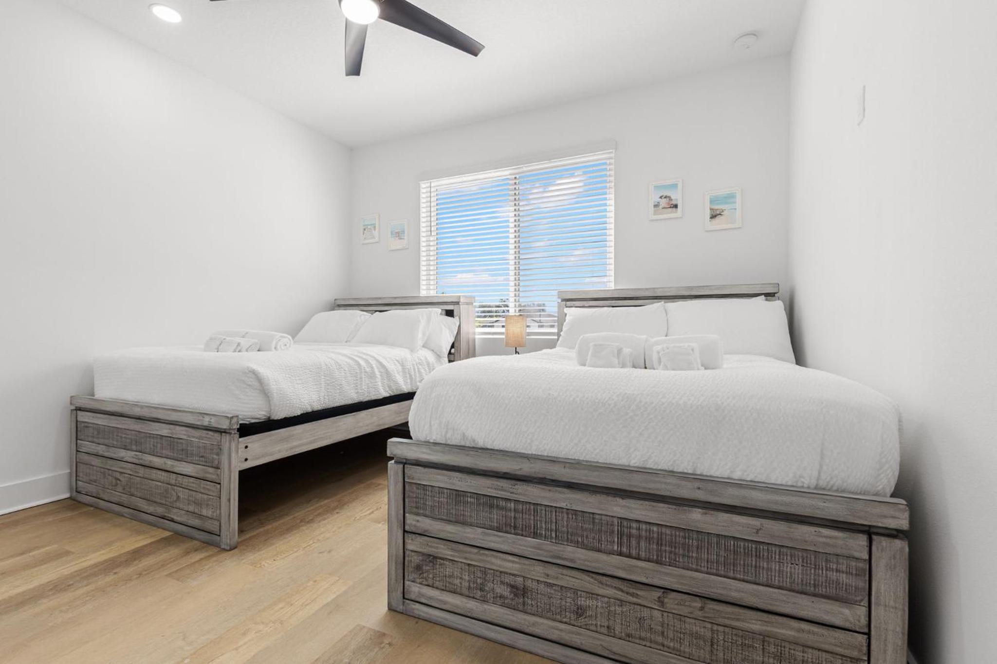 NEW Casa Sol - Luxury Townhome In Prime Location