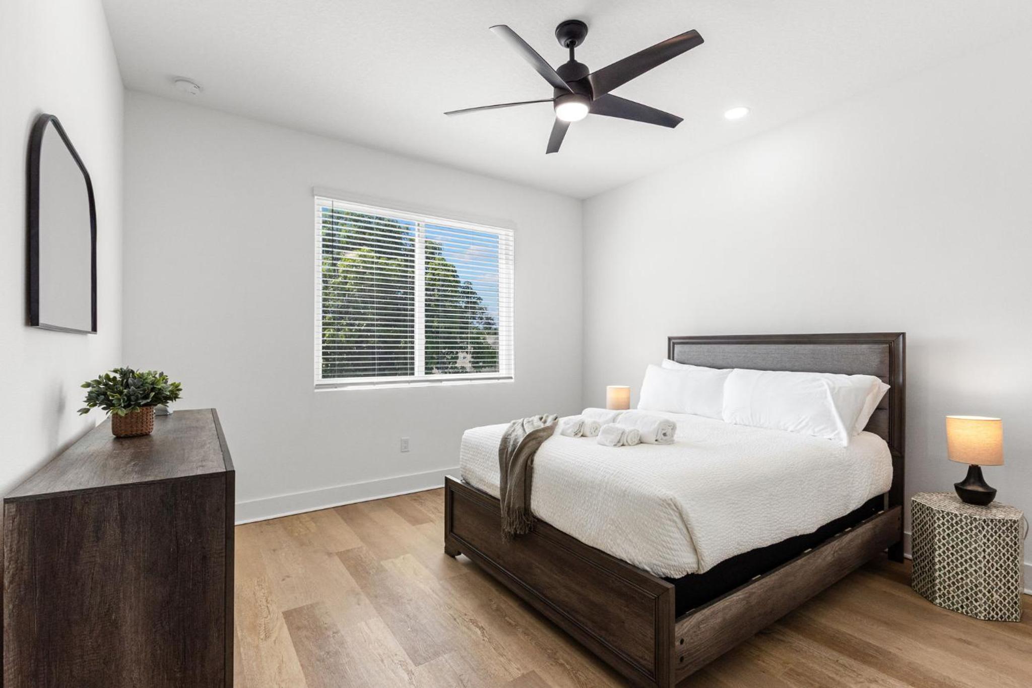 NEW Casa Sol - Luxury Townhome In Prime Location