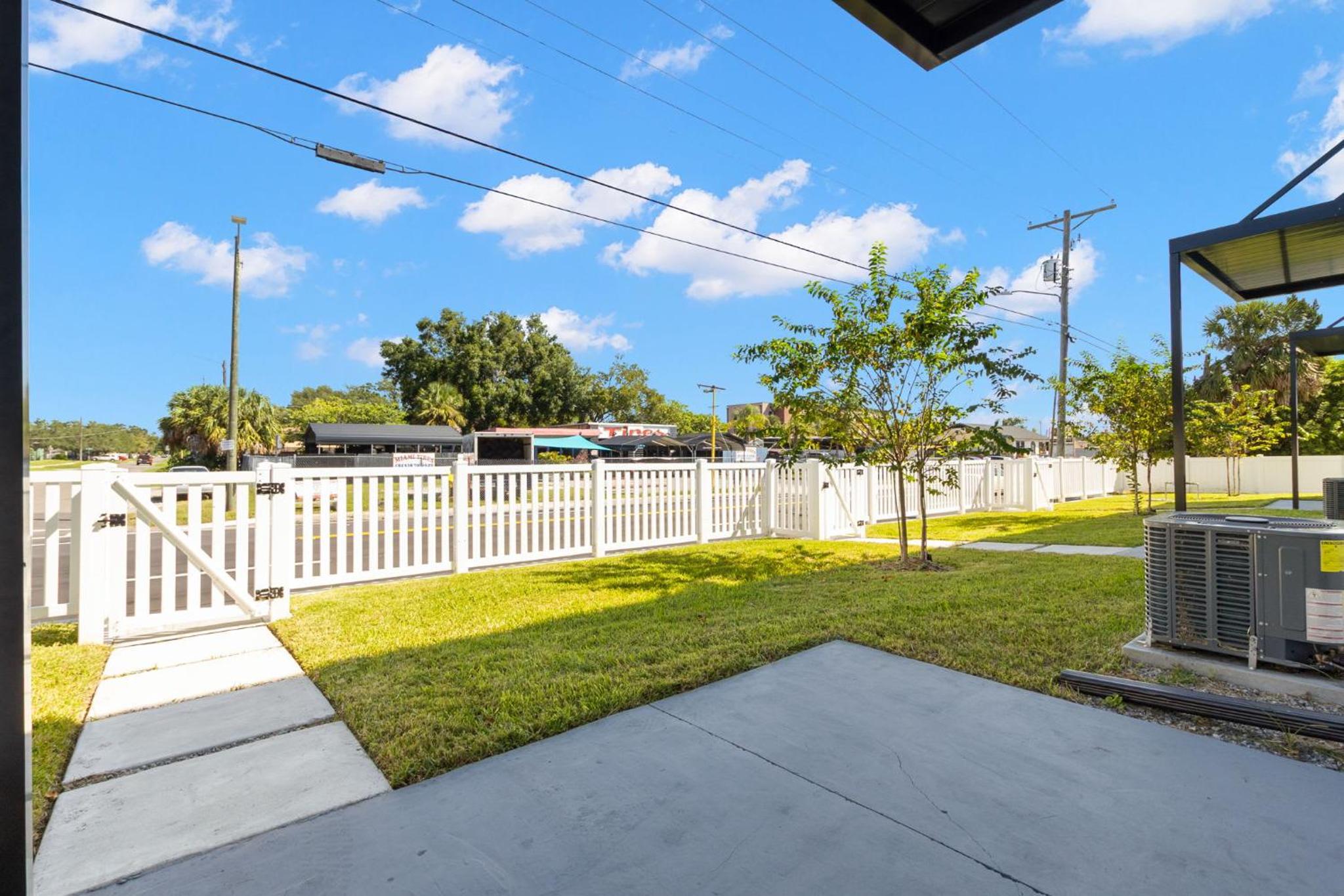 NEW Casa Cielo - Gorgeous Newly Built Tampa Home