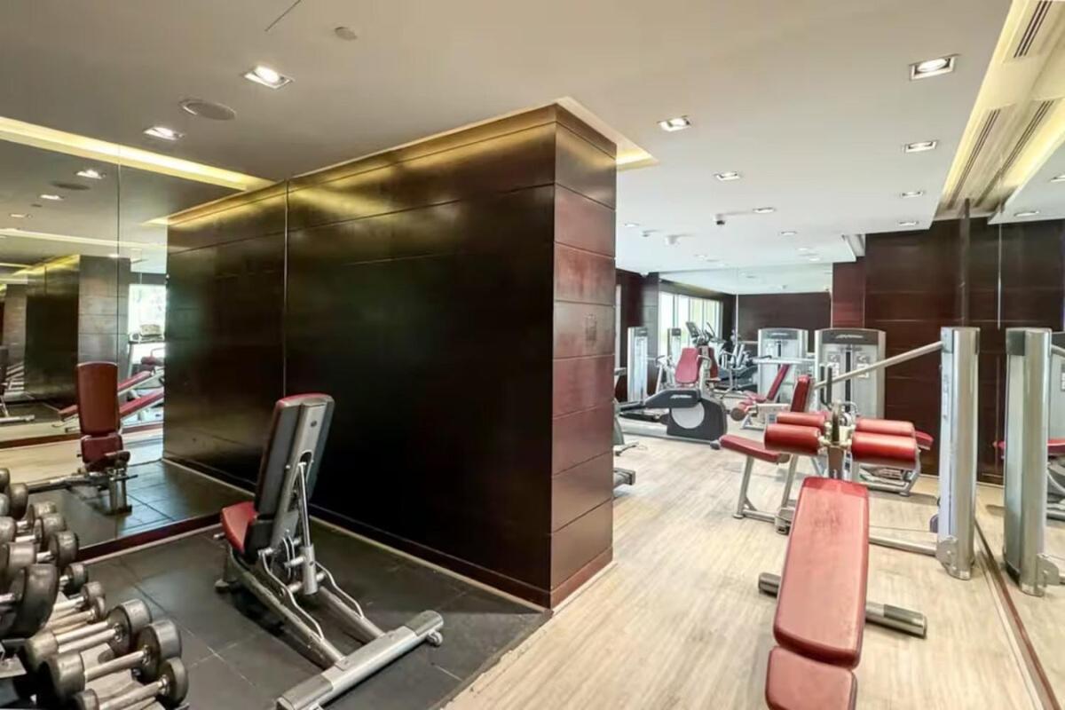 High-Floor Studio Ghalia JVC with an Amazing View