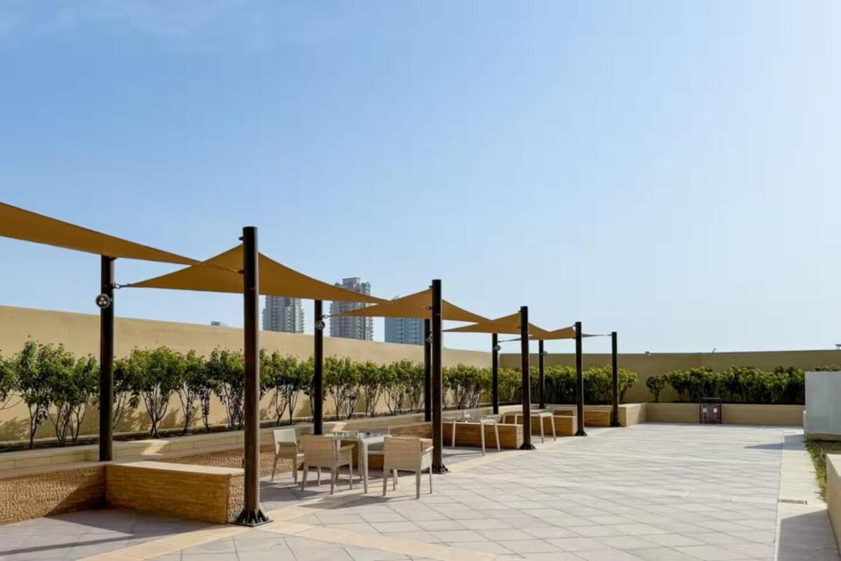 High-Floor Studio Ghalia JVC with an Amazing View