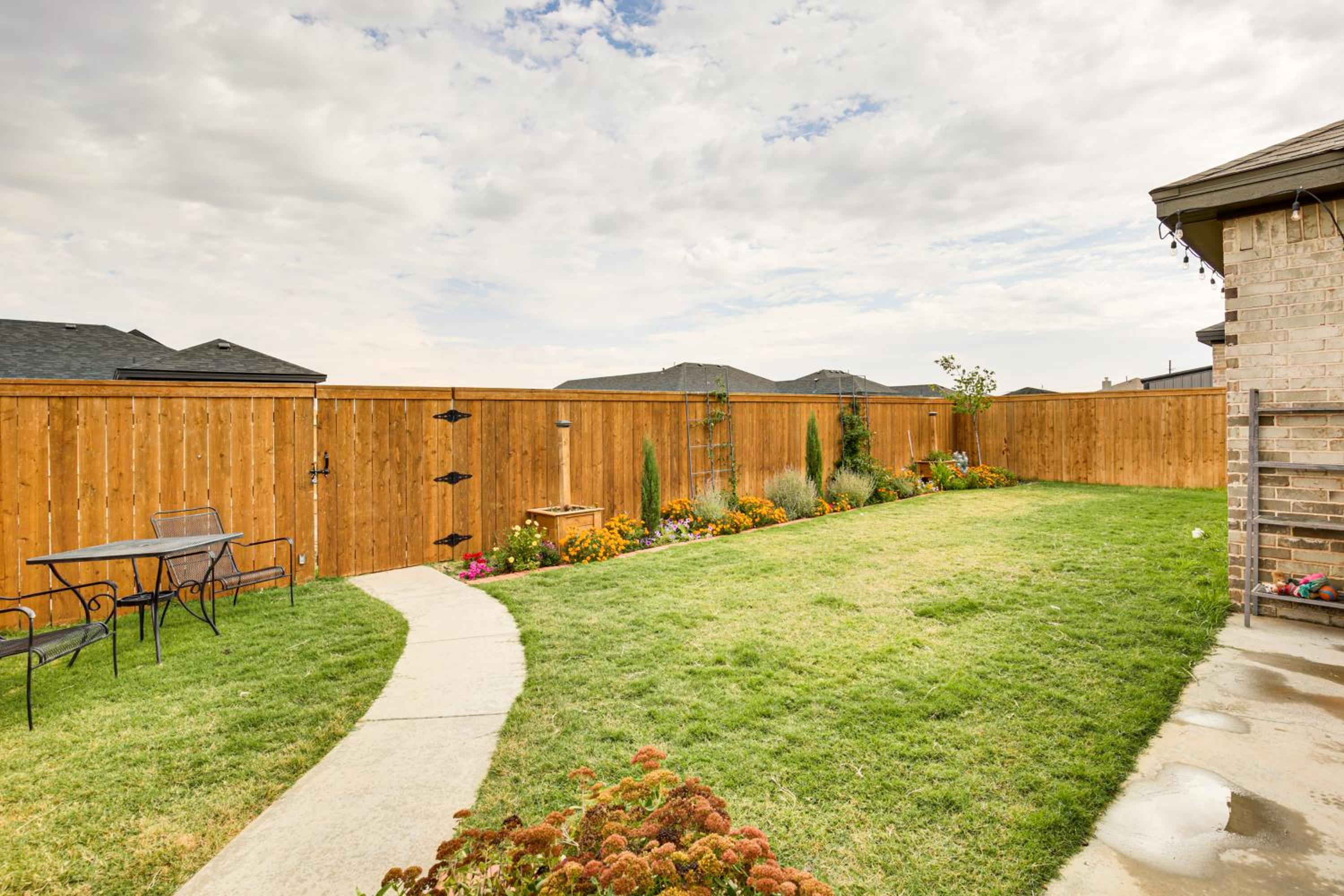 11 Mi to Texas Tech University Cozy Family Home!