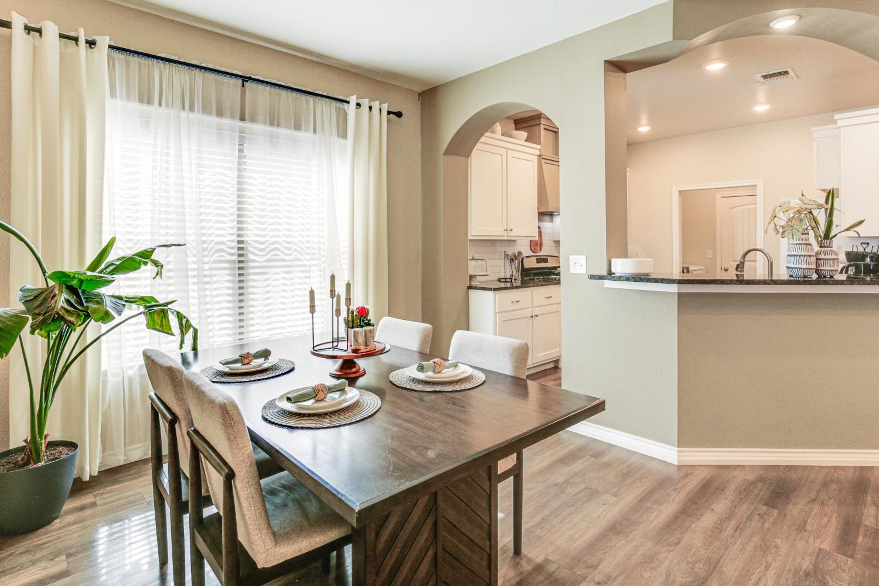 11 Mi to Texas Tech University Cozy Family Home!
