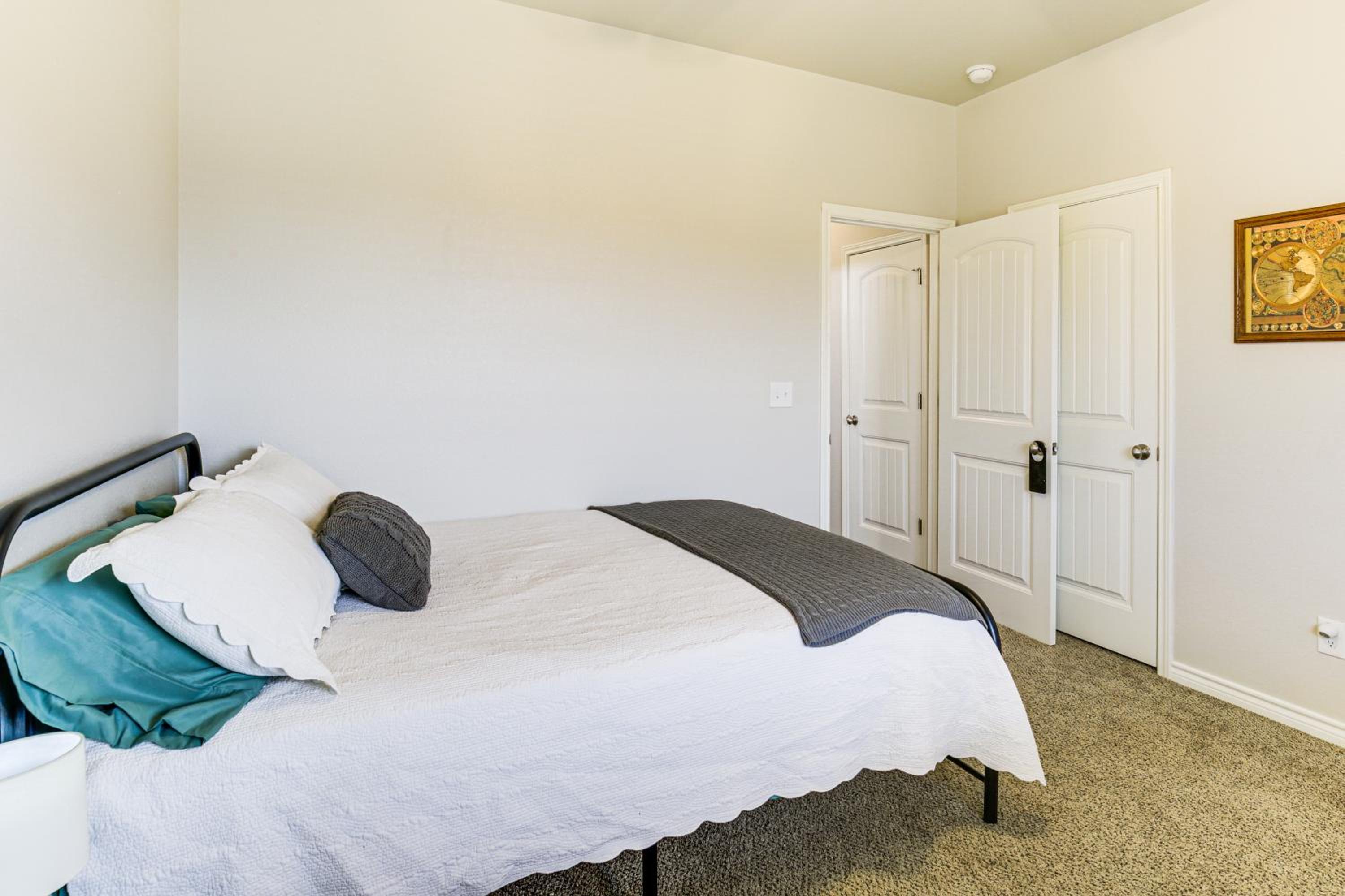 11 Mi to Texas Tech University Cozy Family Home!