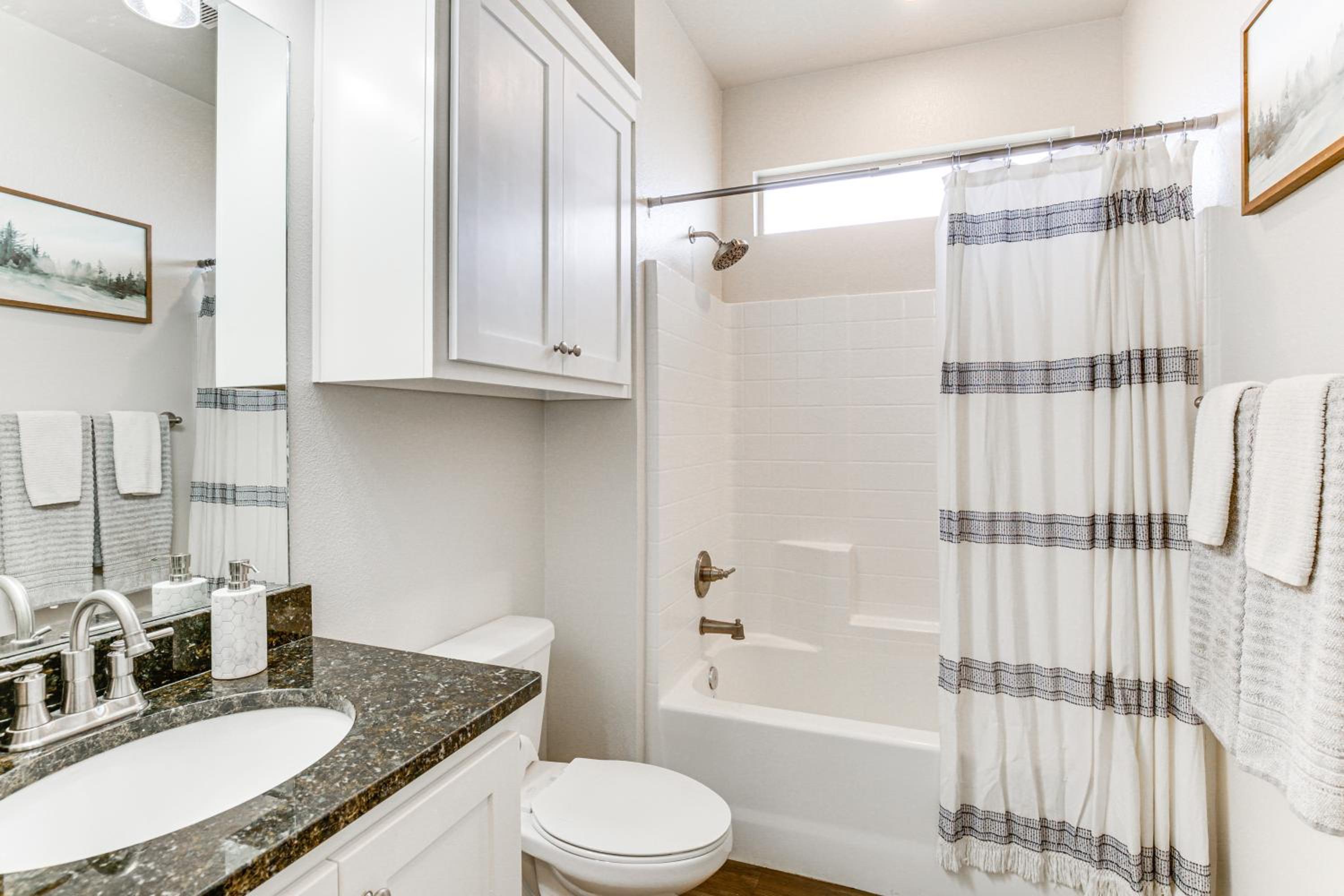 11 Mi to Texas Tech University Cozy Family Home!